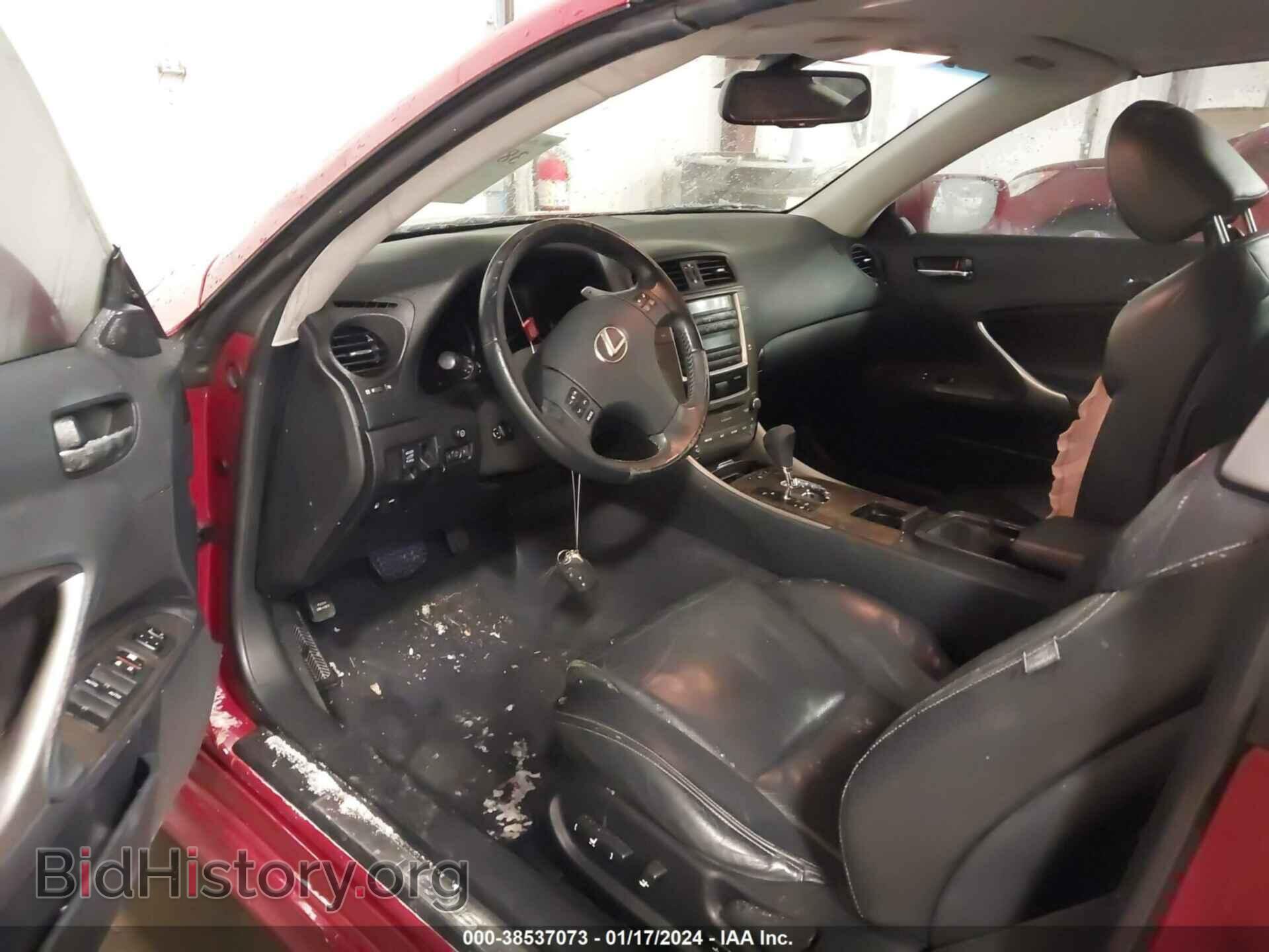 2010 LEXUS IS 250C - VIN: JTHFF2C29A2505430 - Фото 5