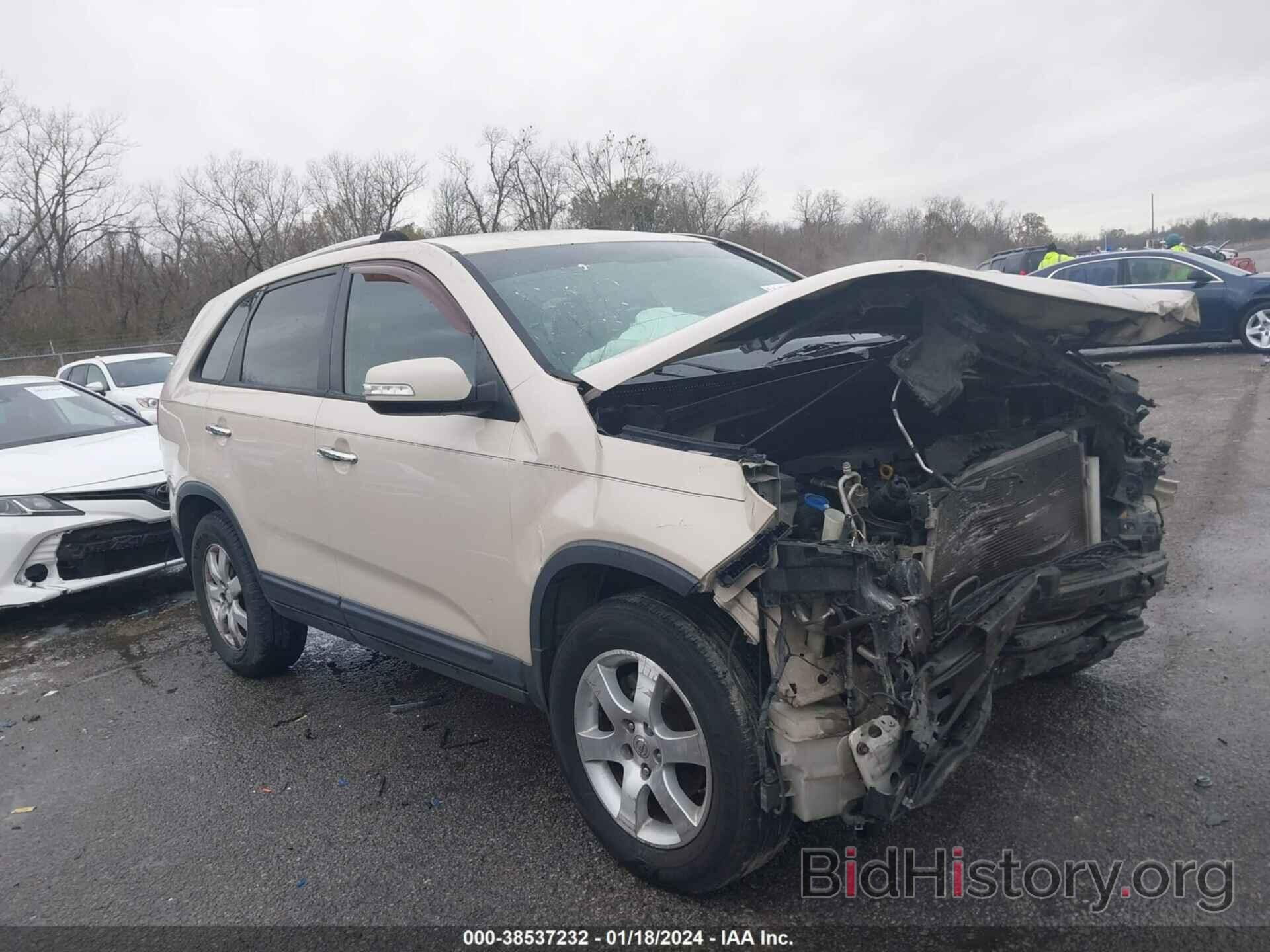 Photo 5XYKT3A15BG104683 - KIA SORENTO 2011