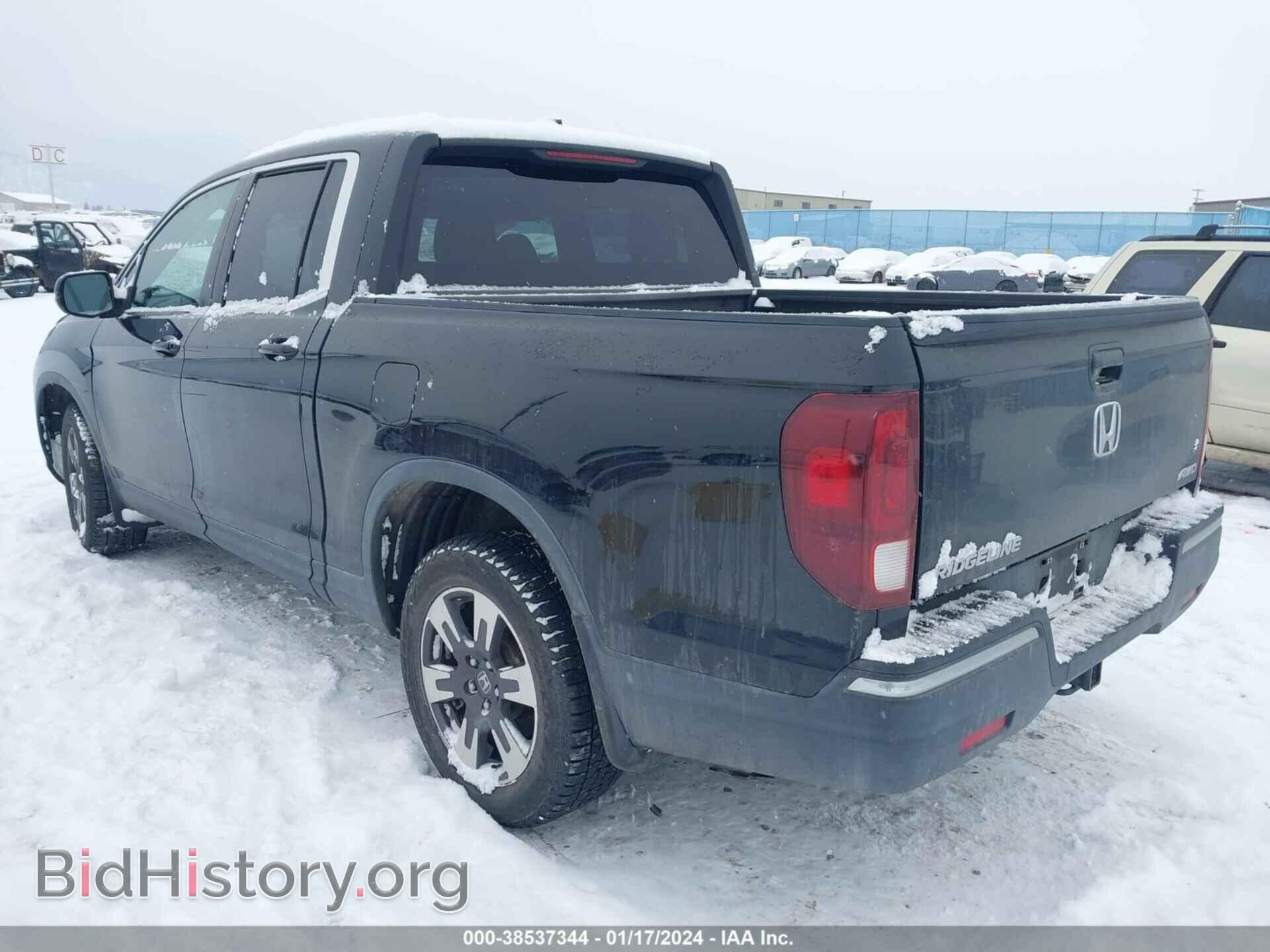 2018 HONDA RIDGELINE - VIN: 5FPYK3F63JB007142 - Фото 3