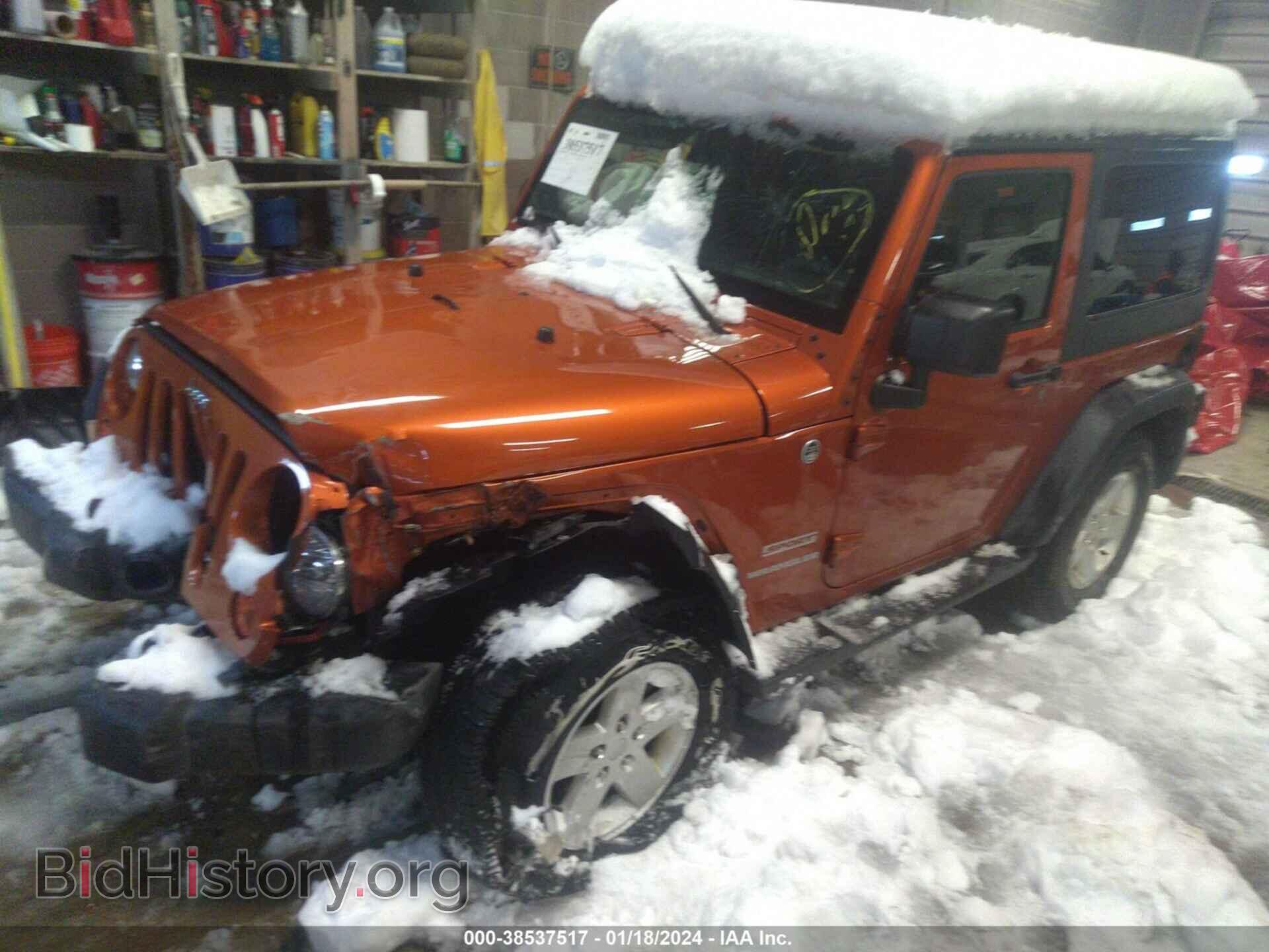 2011 JEEP WRANGLER - VIN: 1J4GA2D11BL513957 - Фото 2