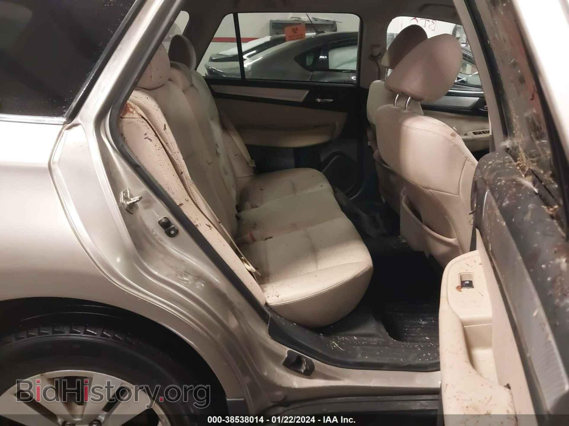 2015 SUBARU OUTBACK - VIN: 4S4BSADC0F3270975 - Фото 8