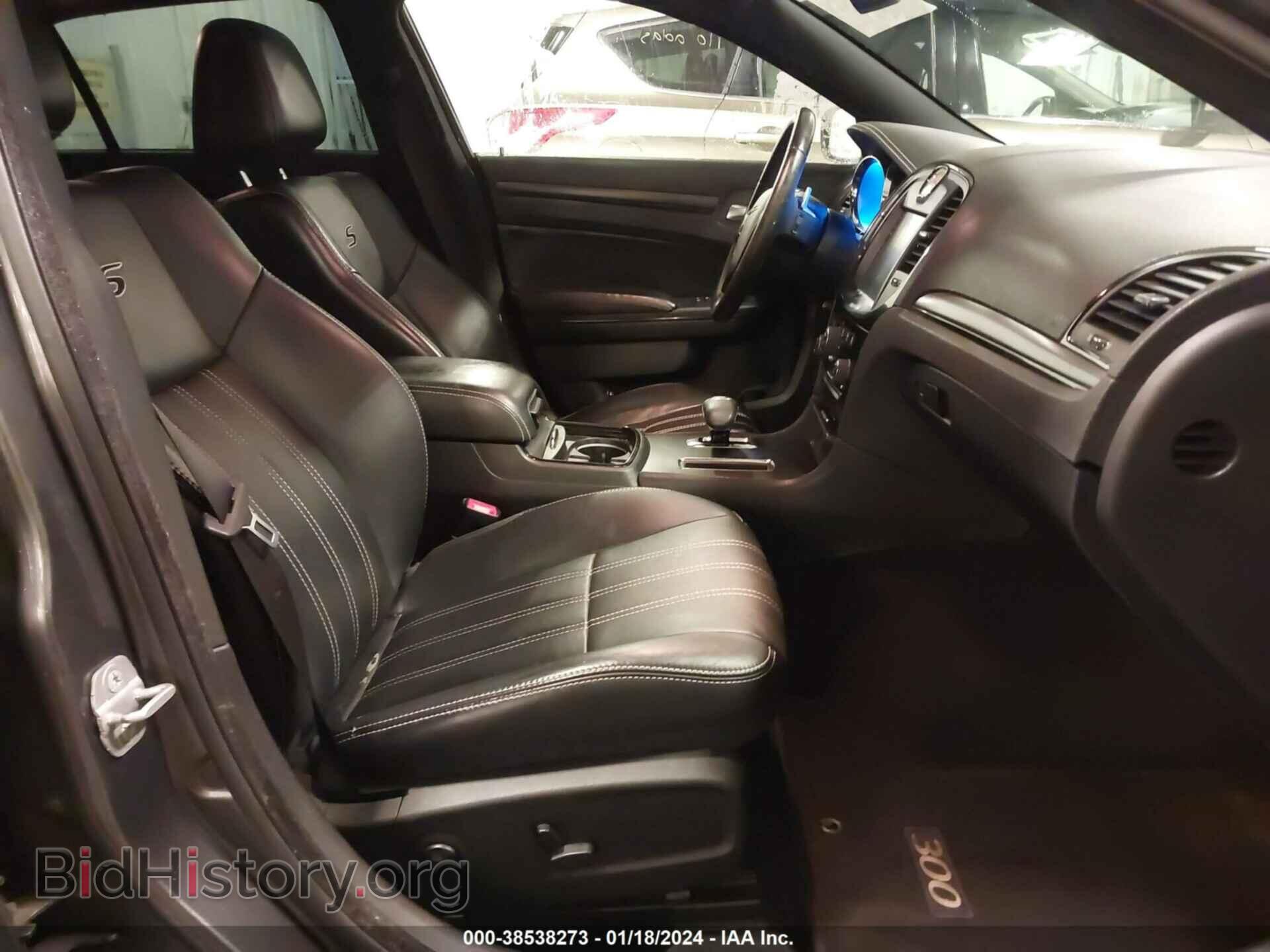 2014 CHRYSLER 300 - VIN: 2C3CCAGG2EH222639 - Photo 5