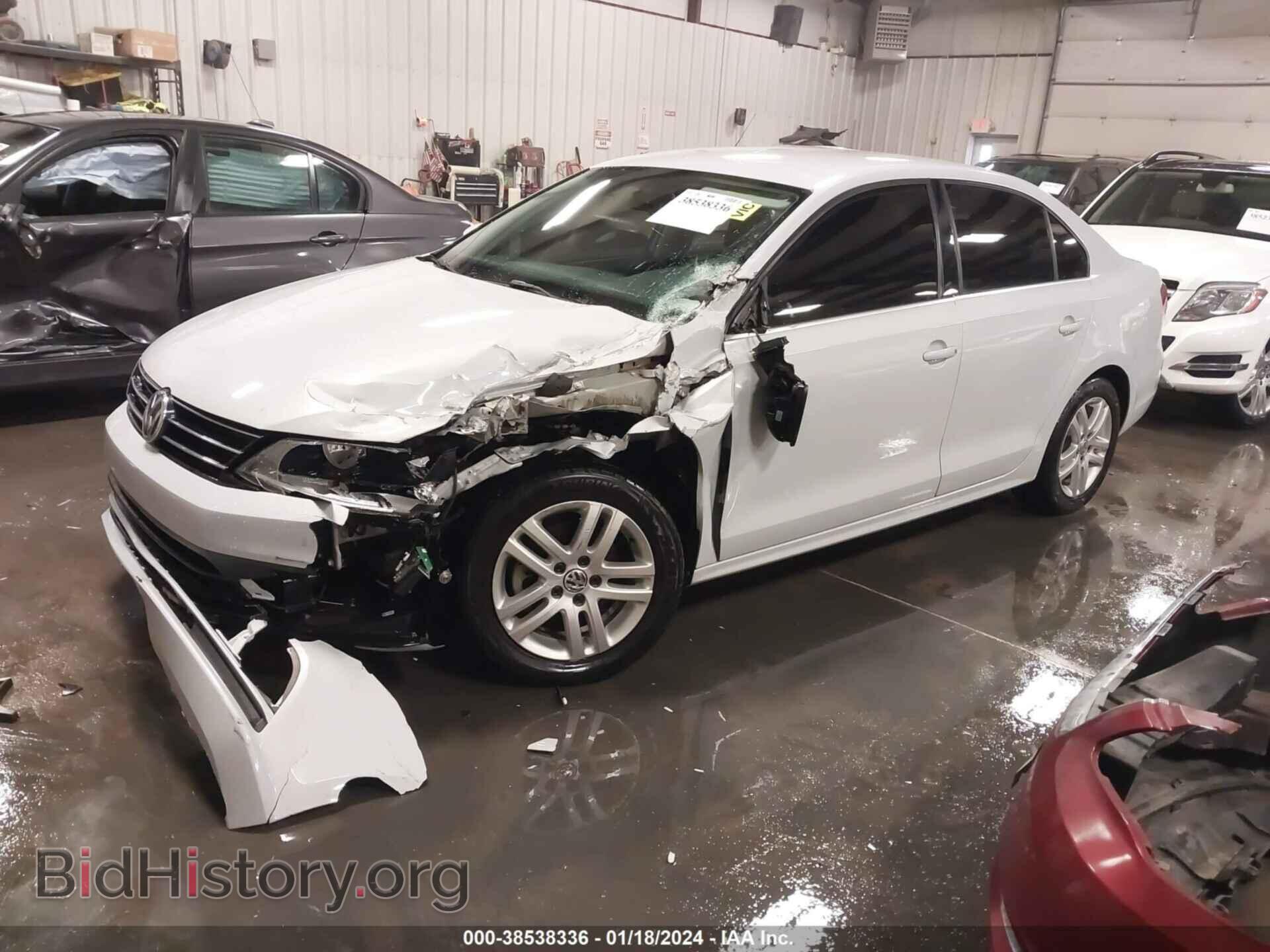 2017 VOLKSWAGEN JETTA - VIN: 3VW2B7AJXHM253352 - Фото 2