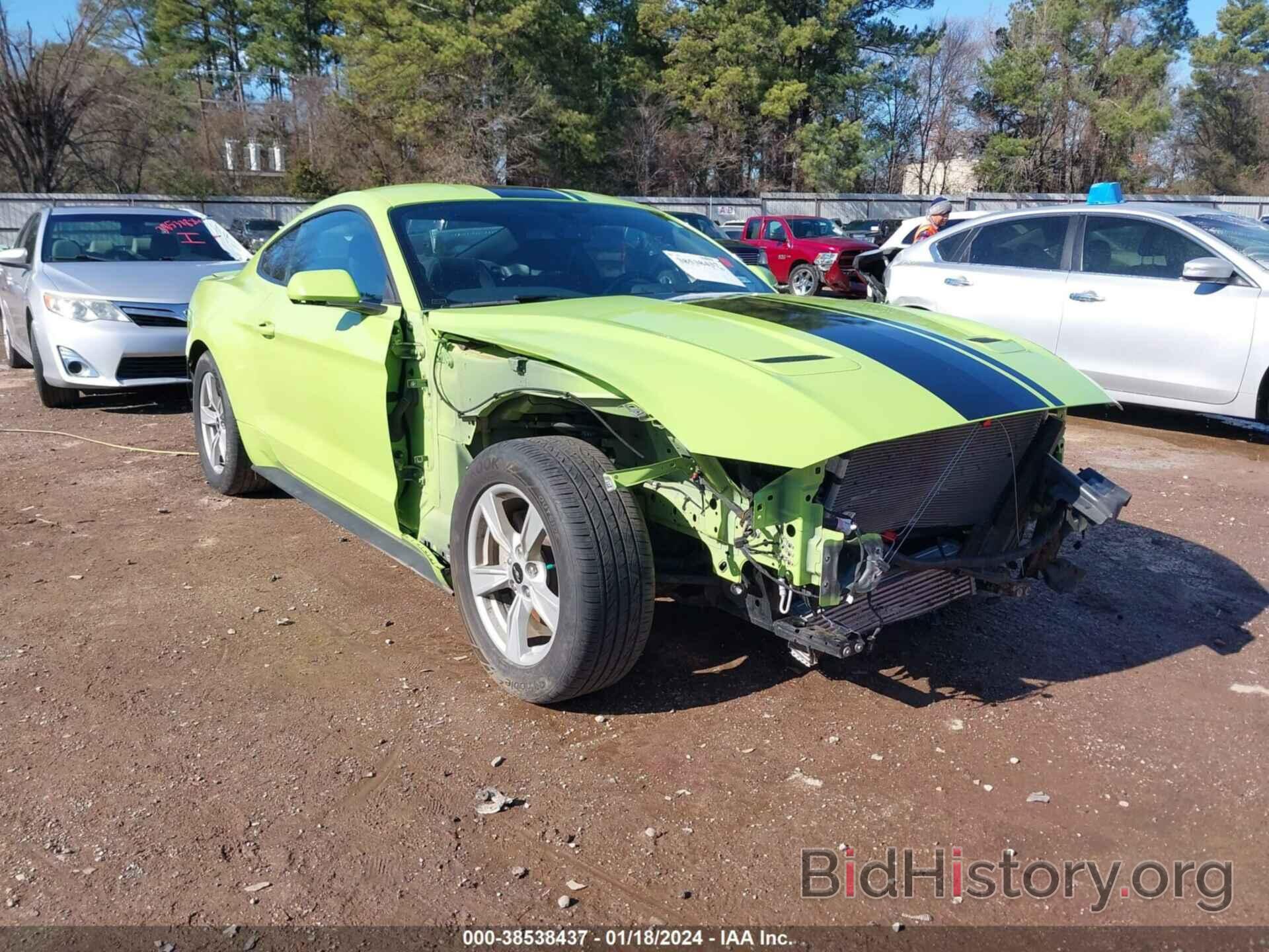 Photo 1FA6P8TH9L5154662 - FORD MUSTANG 2020