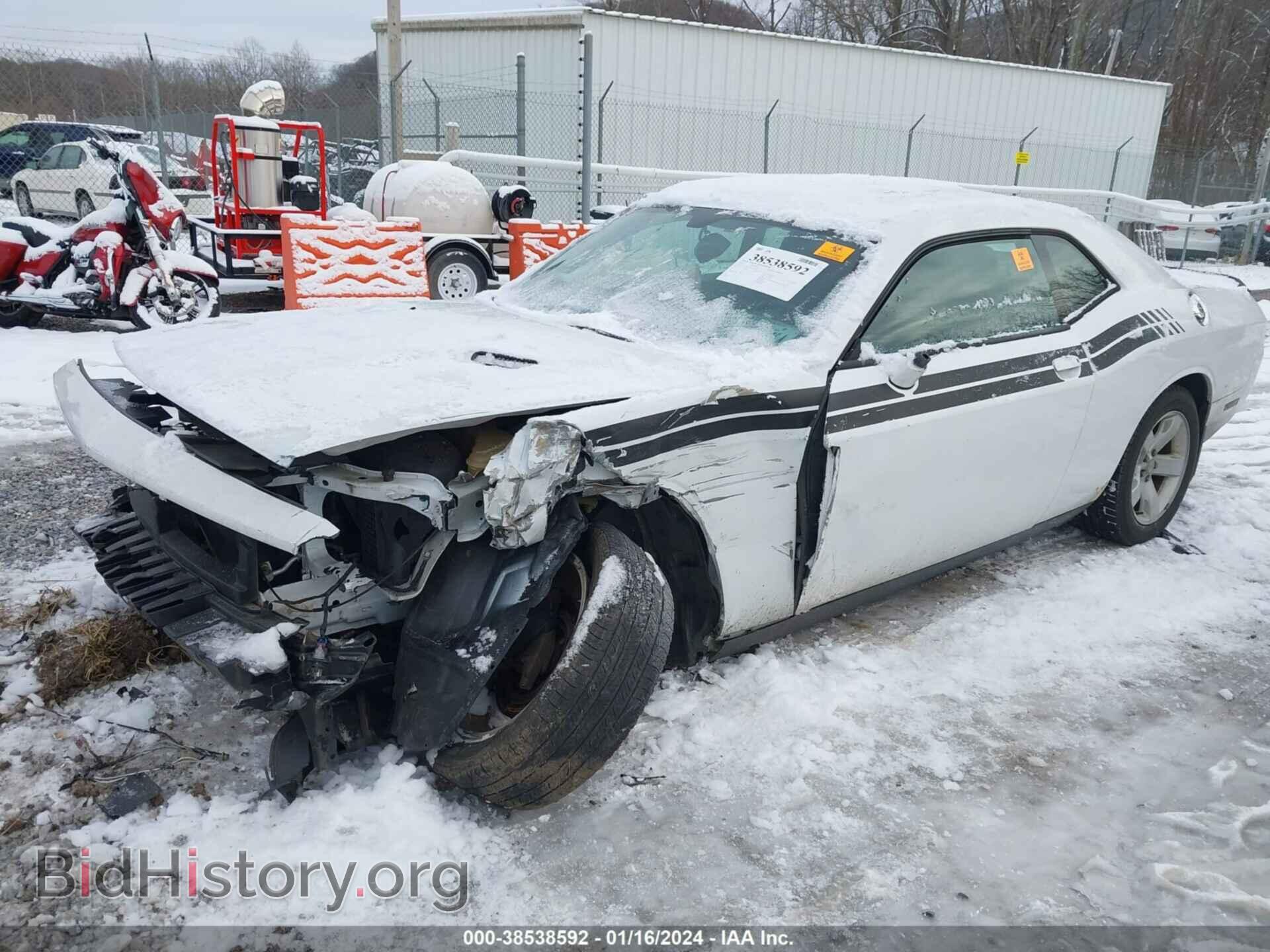 2013 DODGE CHALLENGER - VIN: 2C3CDYAG9DH596582 - Photo 2