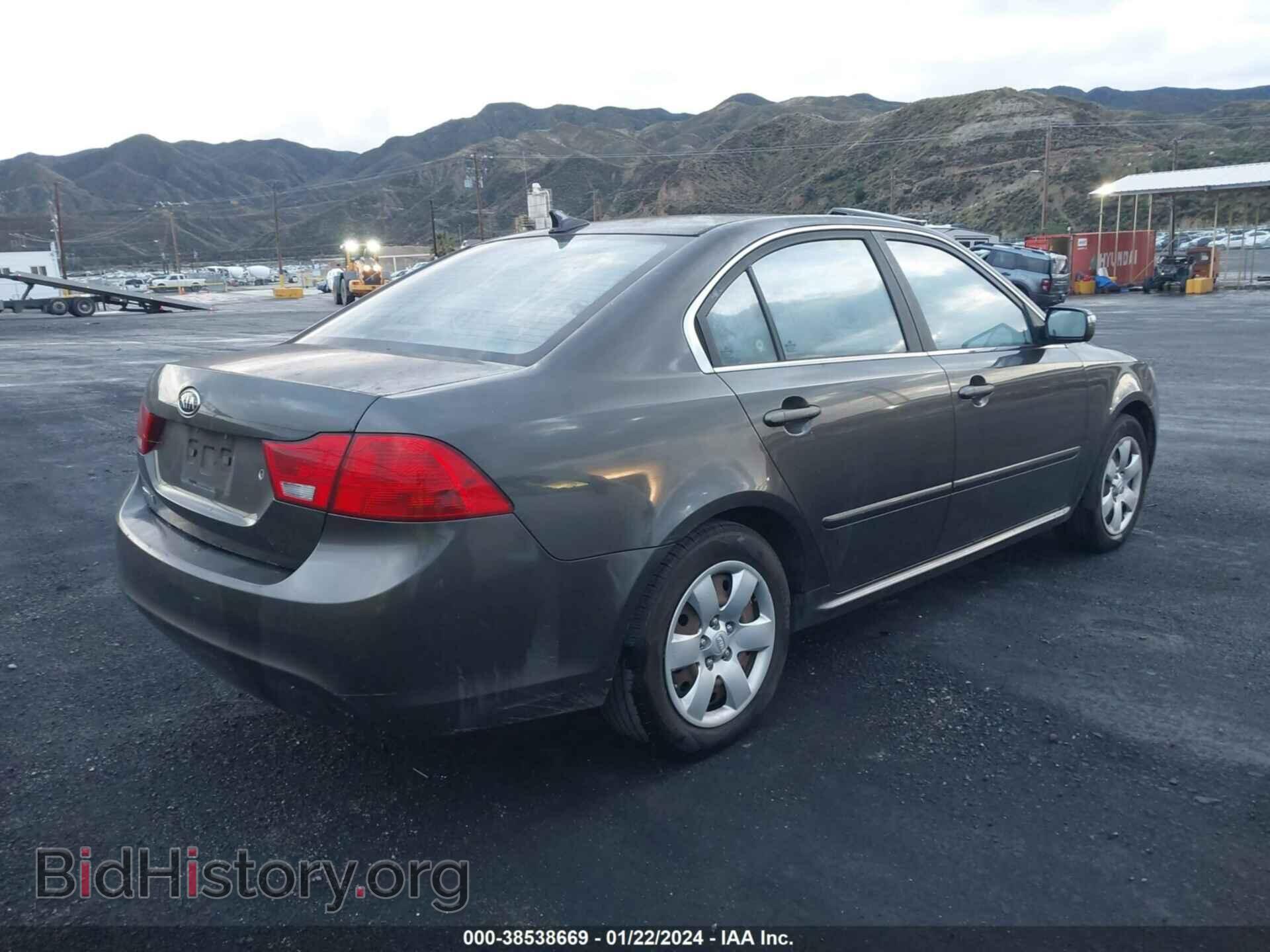 2010 KIA OPTIMA - VIN: KNAGG4A84A5407472 - Фото 4