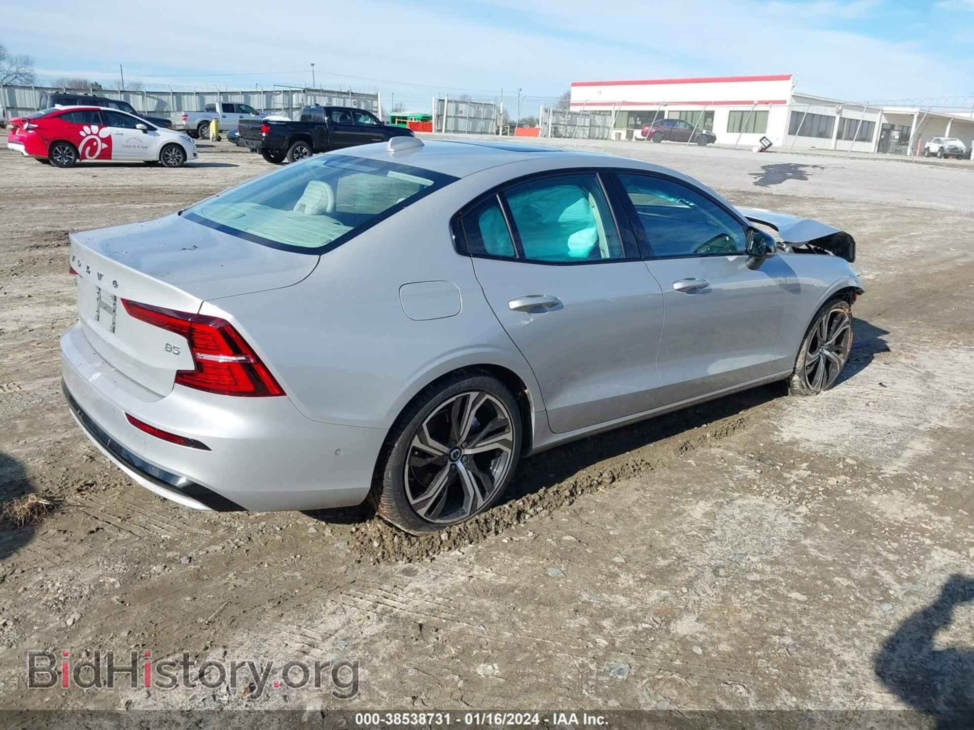 2024 VOLVO S60 - VIN: 7JRL12FL2RG287211 - Фото 4