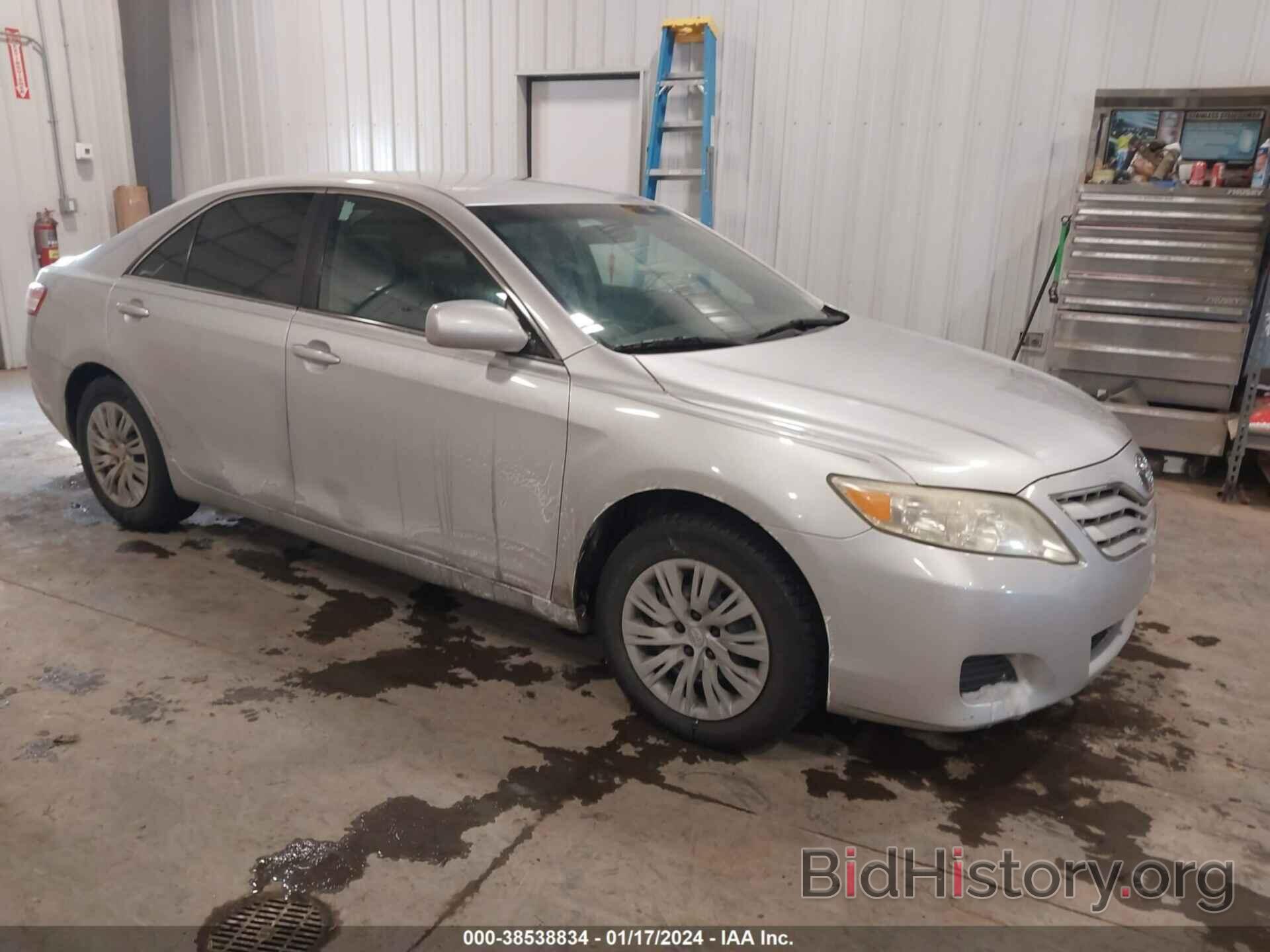 Photo 4T1BF3EK7BU177056 - TOYOTA CAMRY 2011