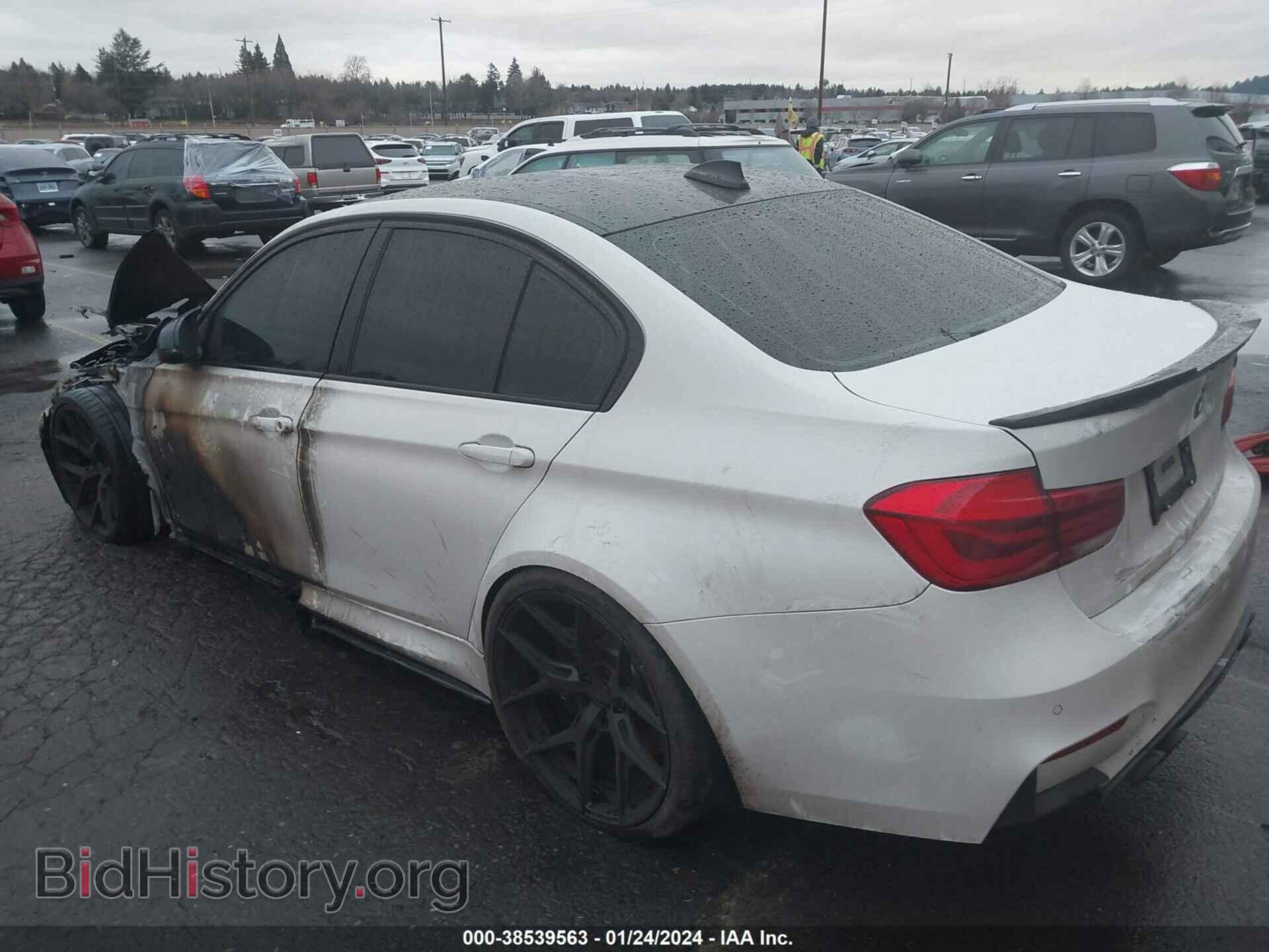 2017 BMW M3 - VIN: WBS8M9C59H5G83314 - Photo 3