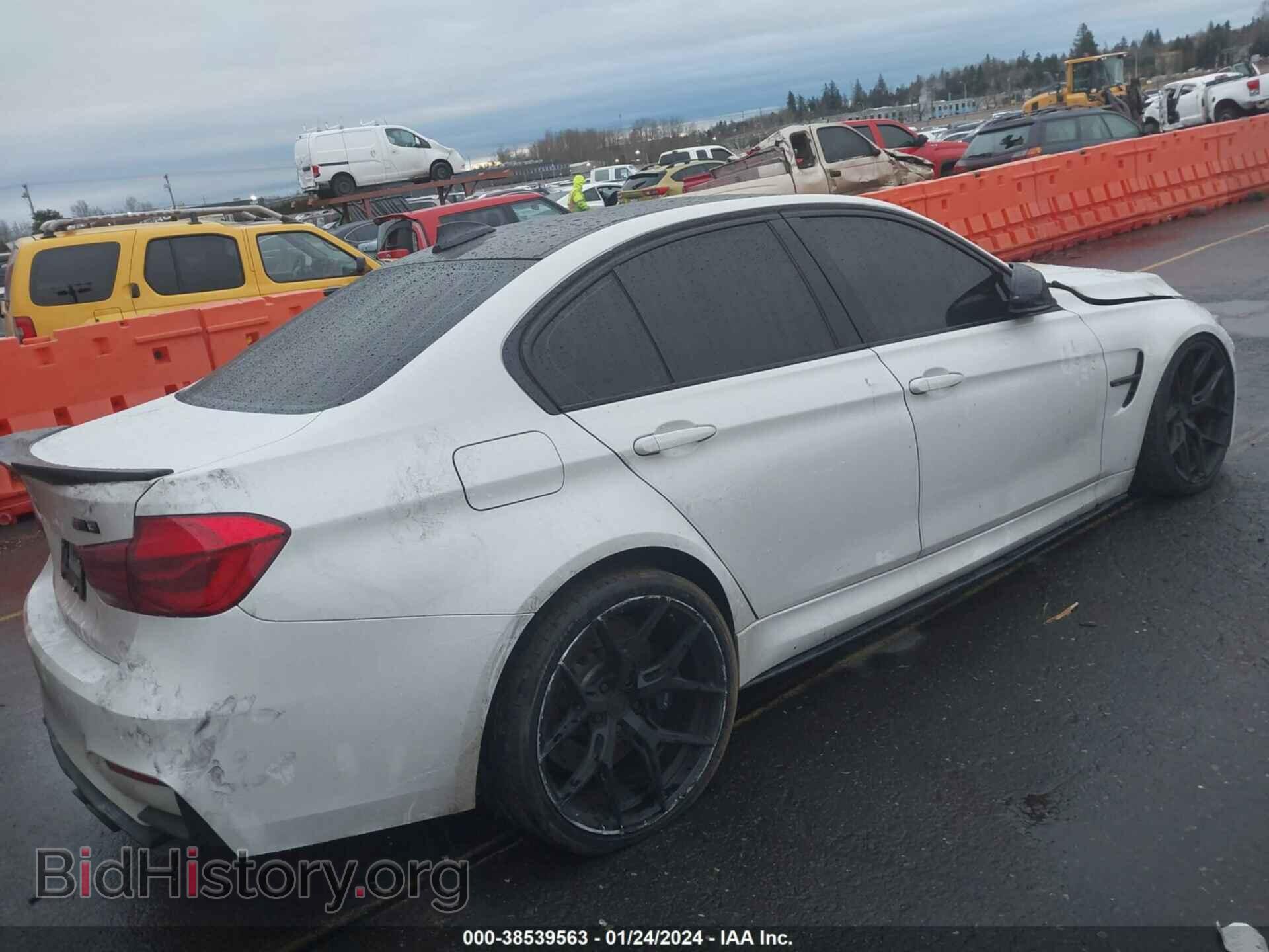 2017 BMW M3 - VIN: WBS8M9C59H5G83314 - Photo 4