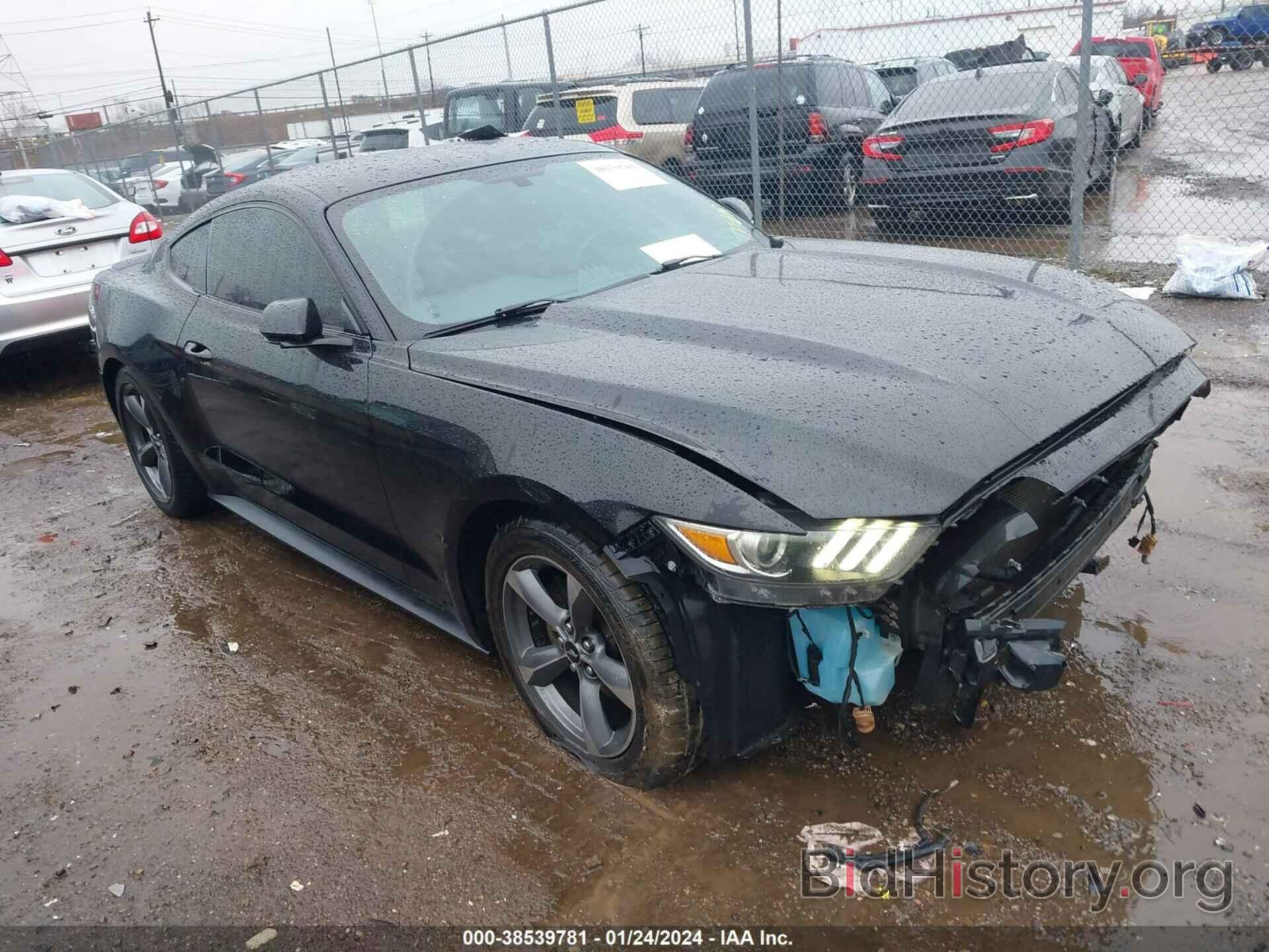 Photo 1FA6P8AM5F5337013 - FORD MUSTANG 2015