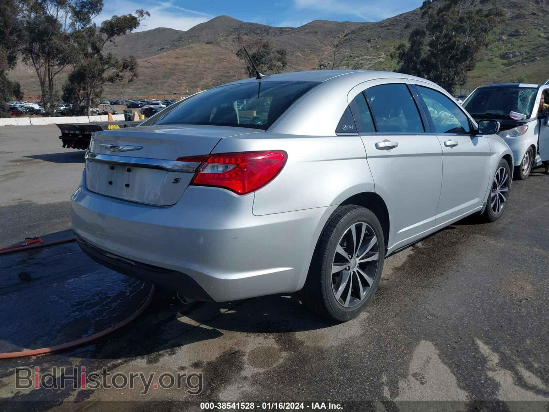 2012 CHRYSLER 200 - VIN: 1C3CCBBG9CN269040 - Фото 4