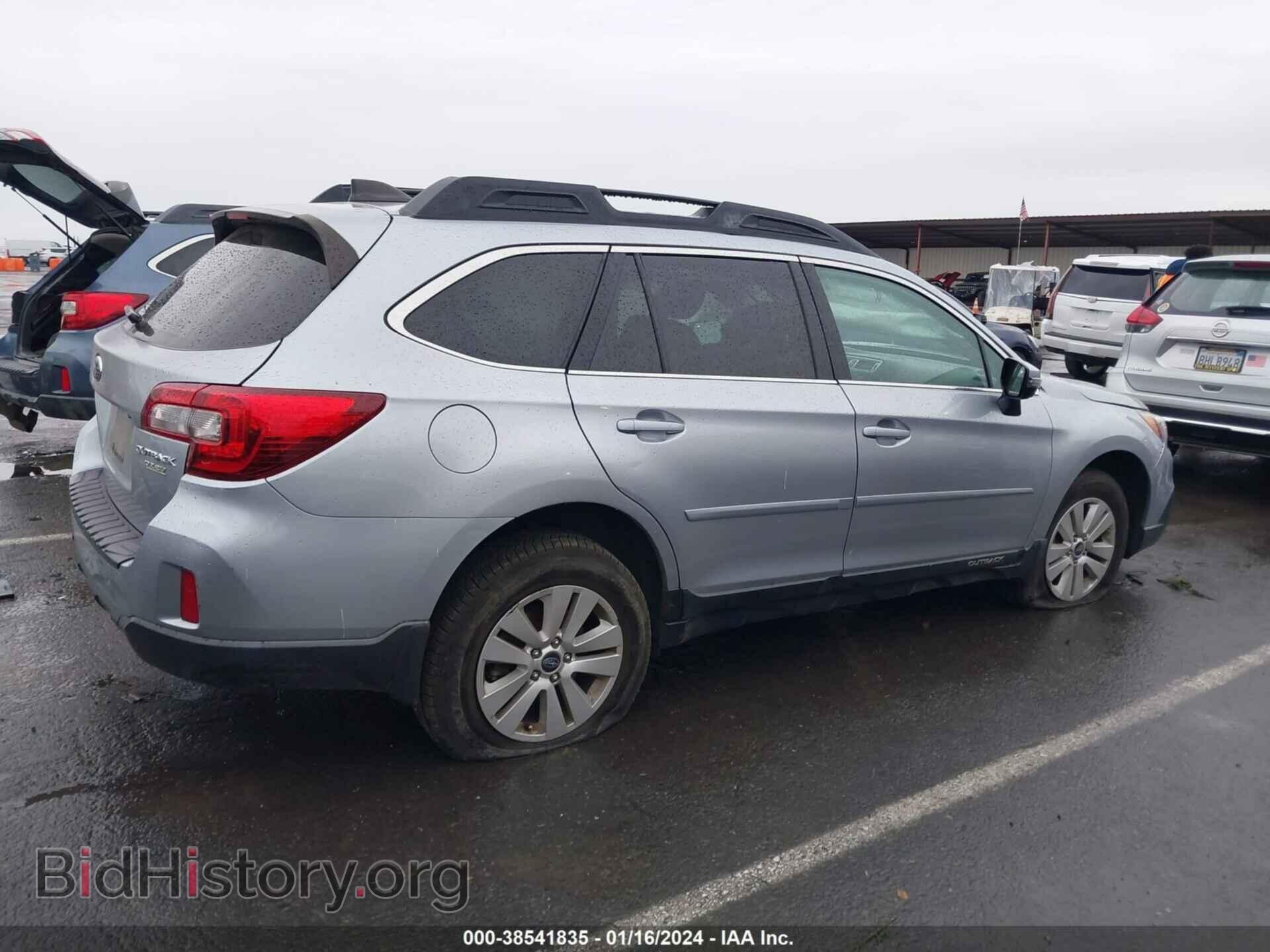 2017 SUBARU OUTBACK - VIN: 4S4BSAHC3H3200657 - Фото 4