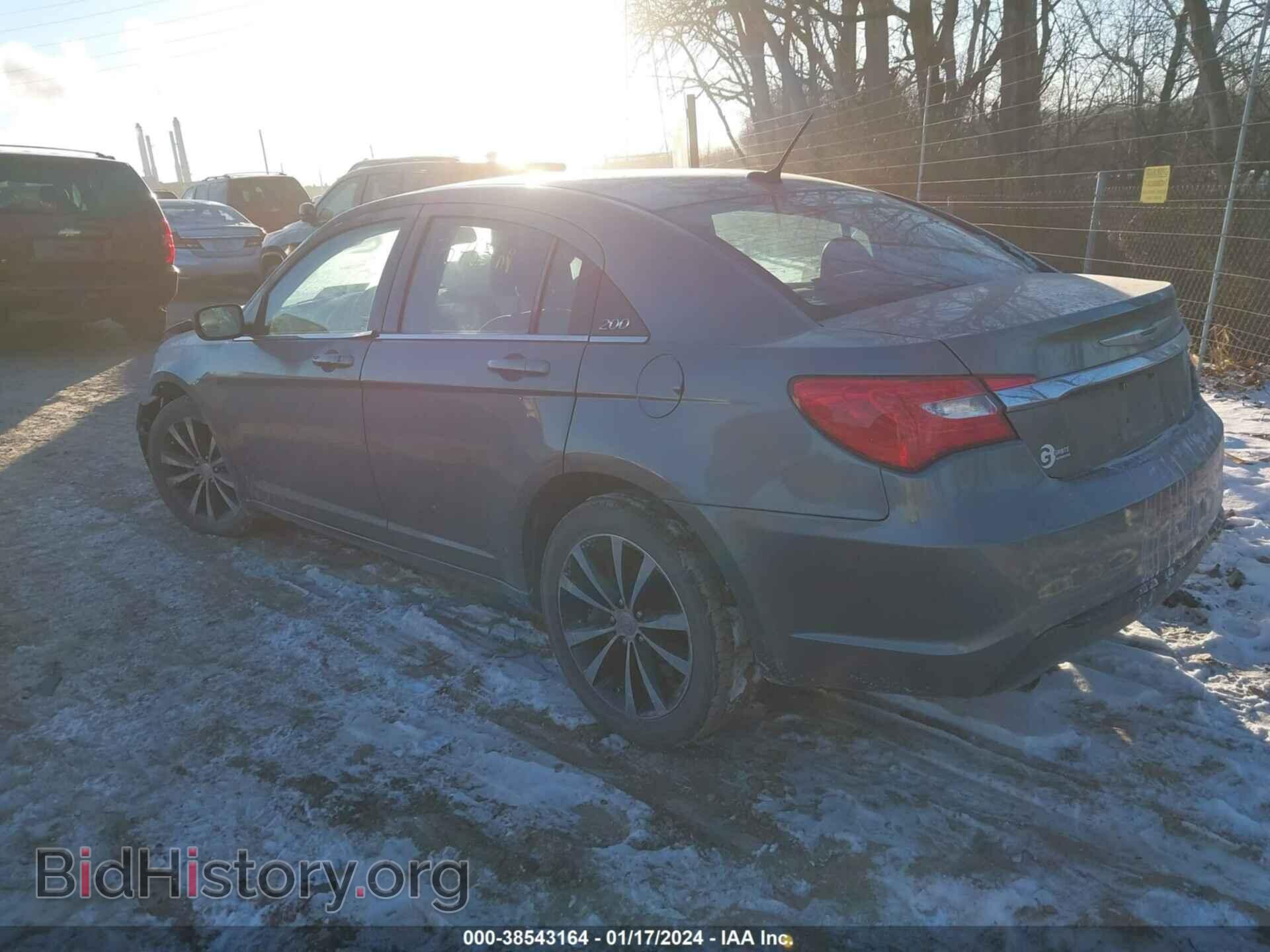 2013 CHRYSLER 200 - VIN: 1C3CCBCG7DN577839 - Фото 3