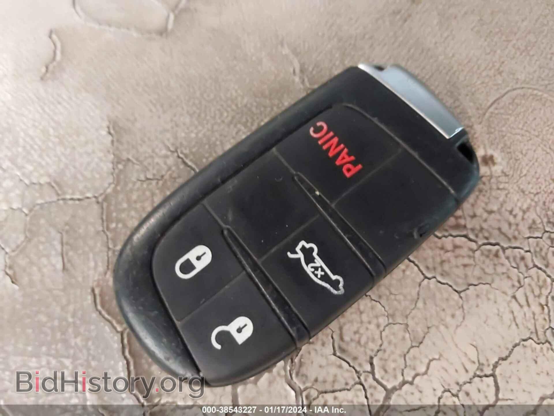 2016 CHRYSLER 200 - VIN: 1C3CCCAB9GN122802 - Photo 11