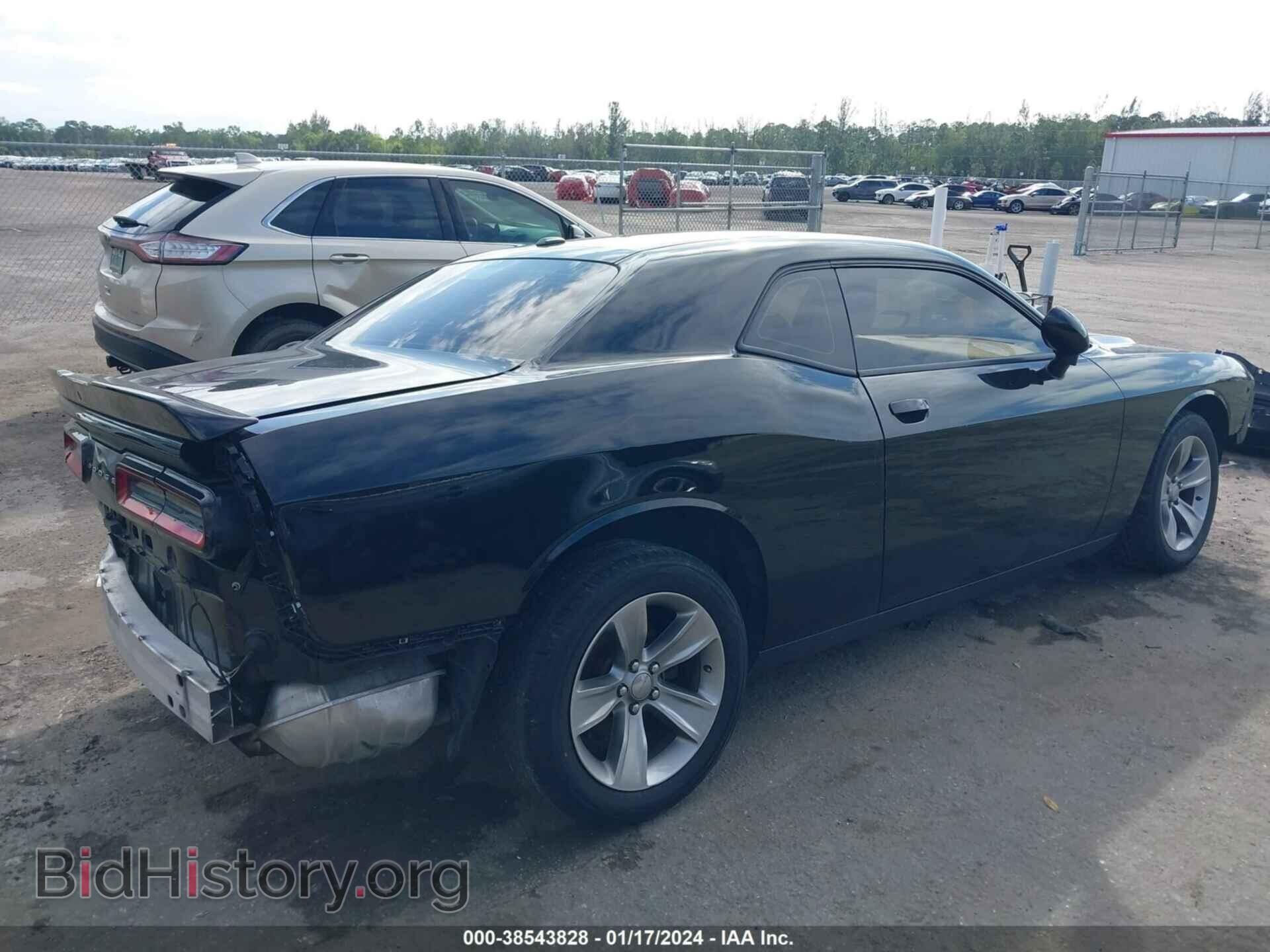 2019 DODGE CHALLENGER - VIN: 2C3CDZAG3KH560891 - Photo 4