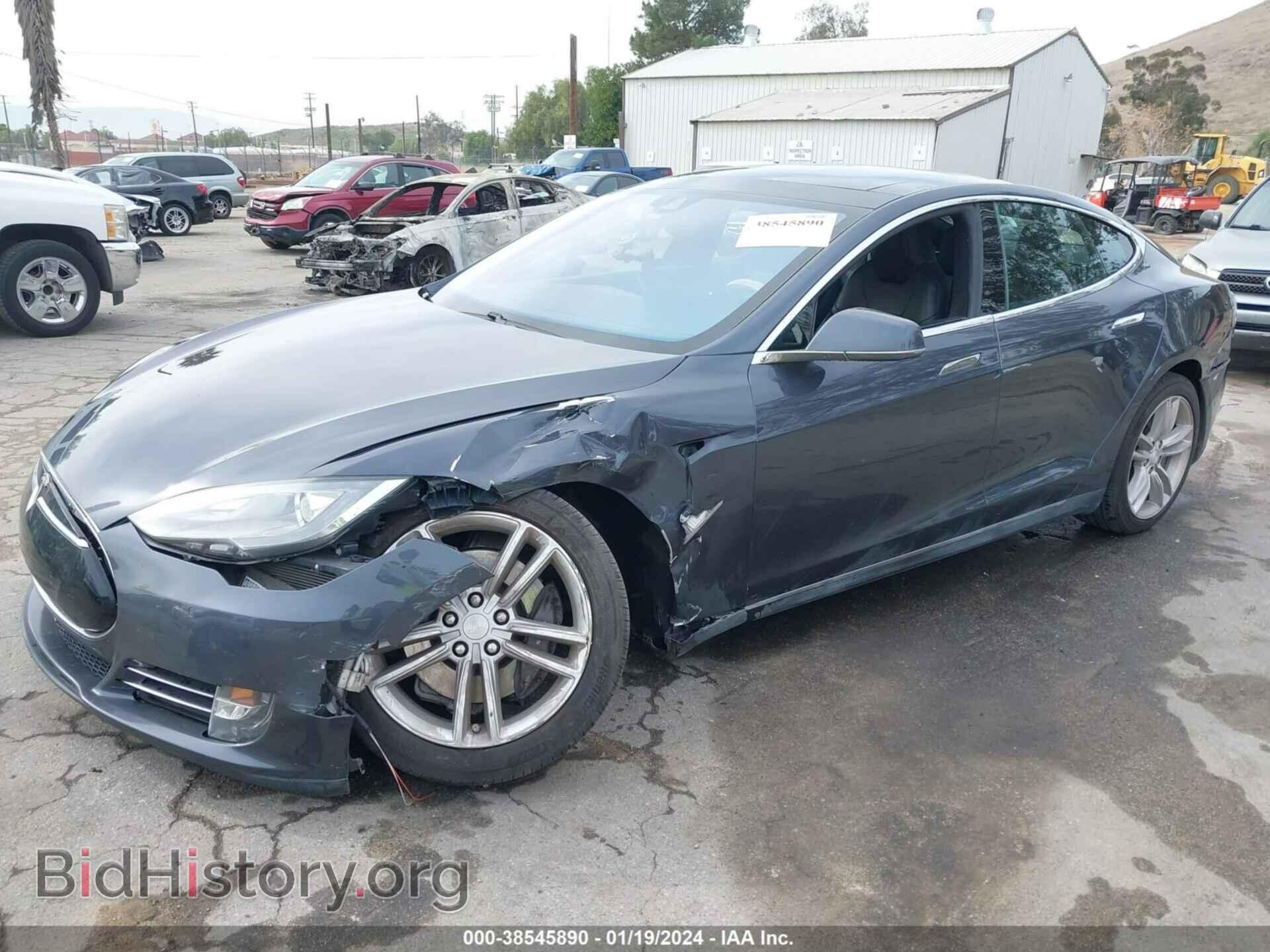 2015 TESLA MODEL S - VIN: 5YJSA1E24FF116771 - Photo 2