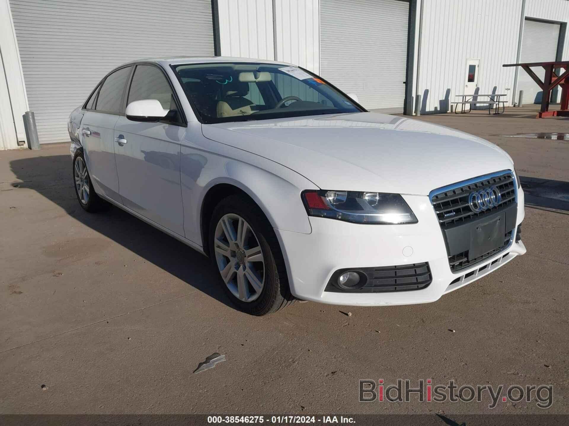 Photo WAUBFAFL1BA075881 - AUDI A4 2011