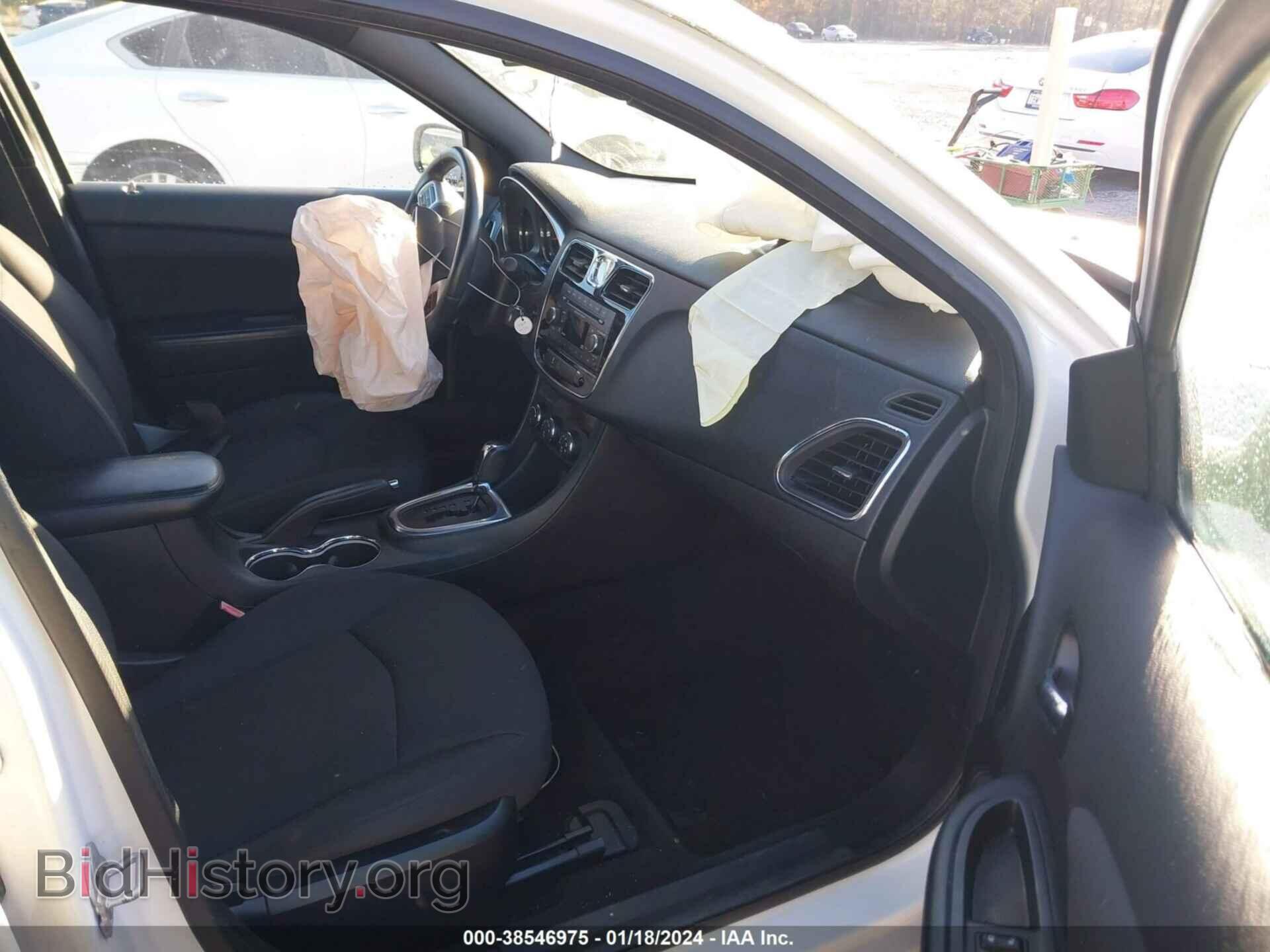2013 CHRYSLER 200 - VIN: 1C3CCBBG4DN744711 - Фото 5