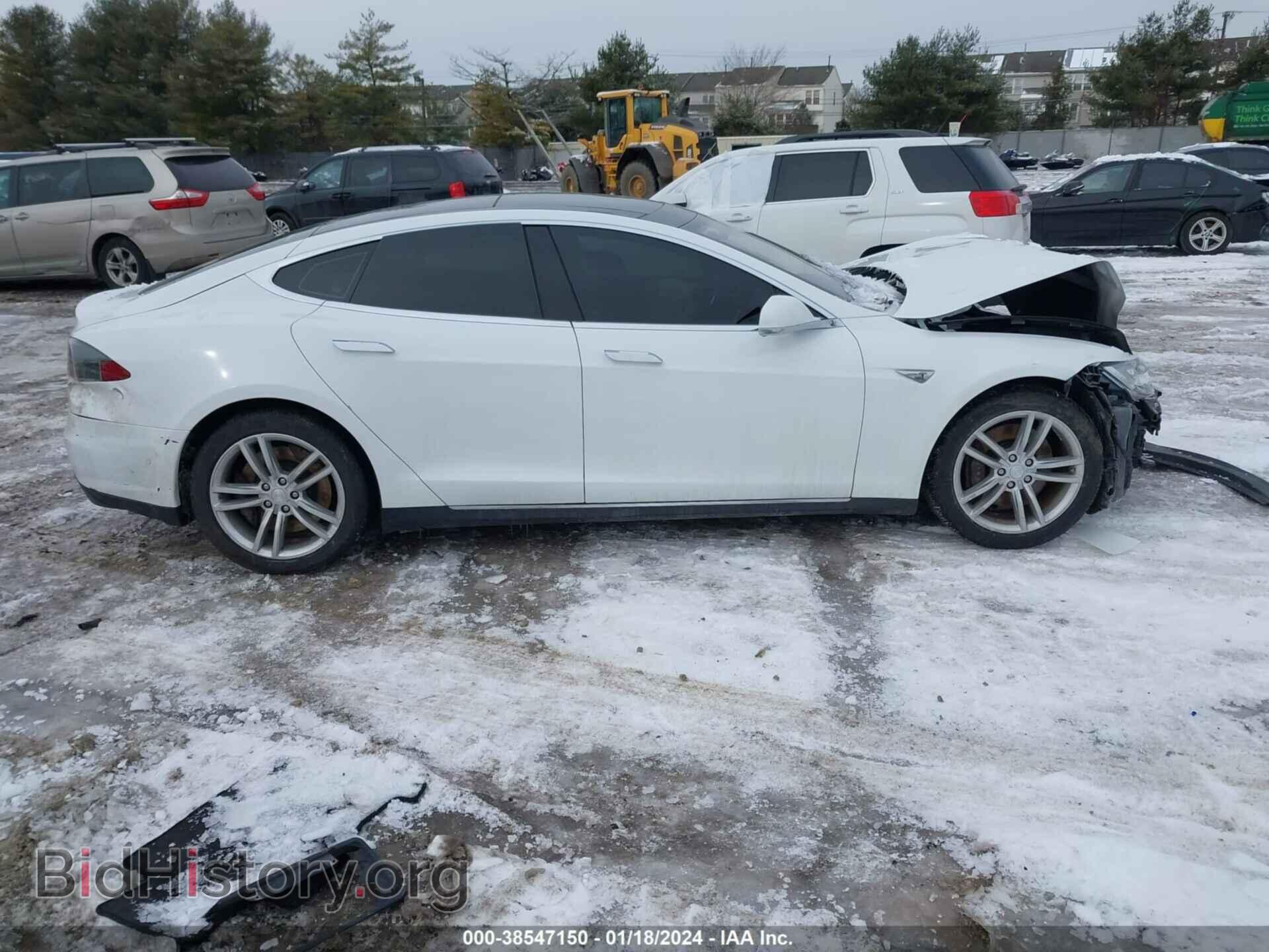 2015 TESLA MODEL S - VIN: 5YJSA1S19FFP71472 - Photo 13