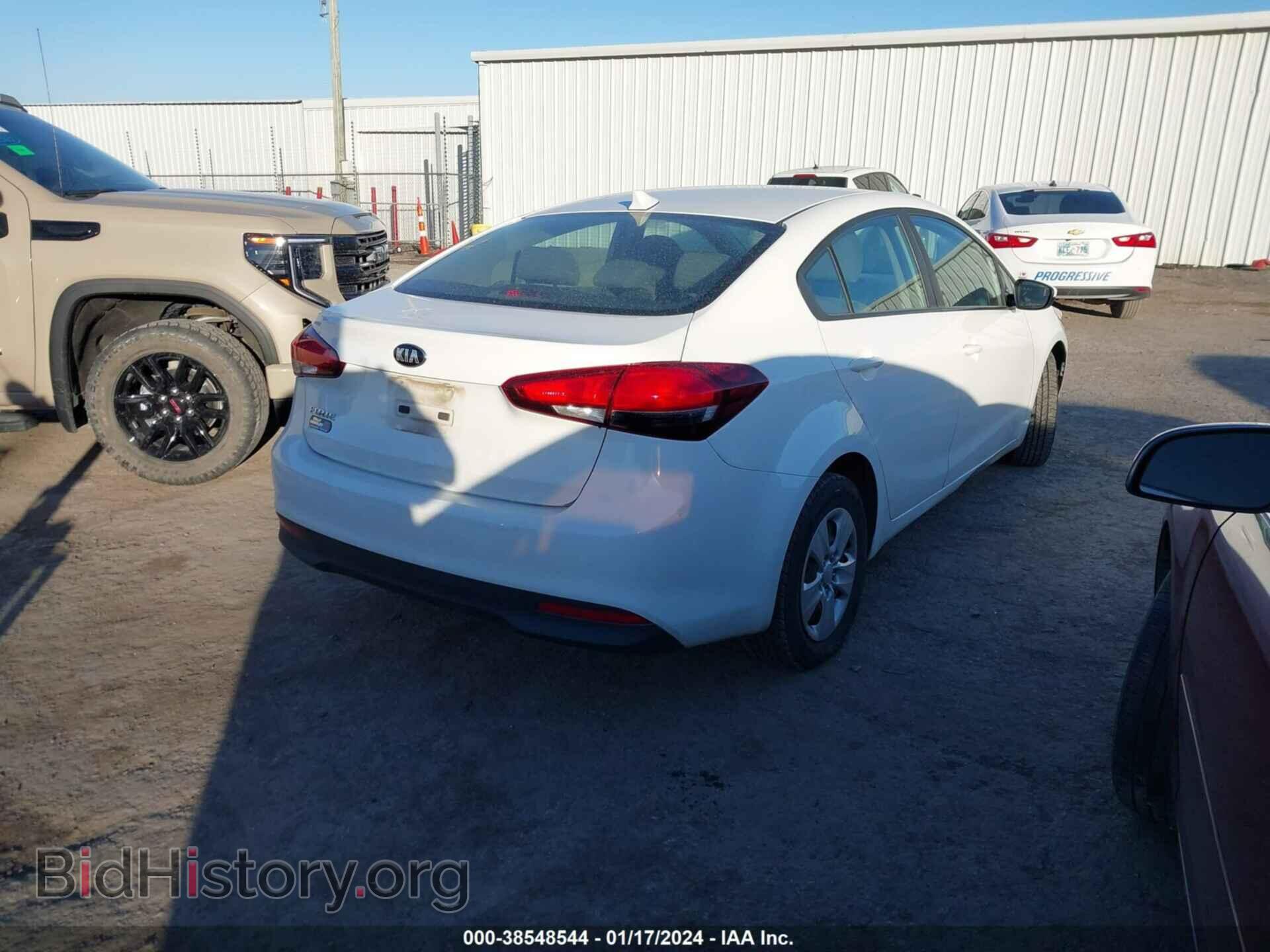 2018 KIA FORTE - VIN: 3KPFK4A75JE214904 - Фото 4