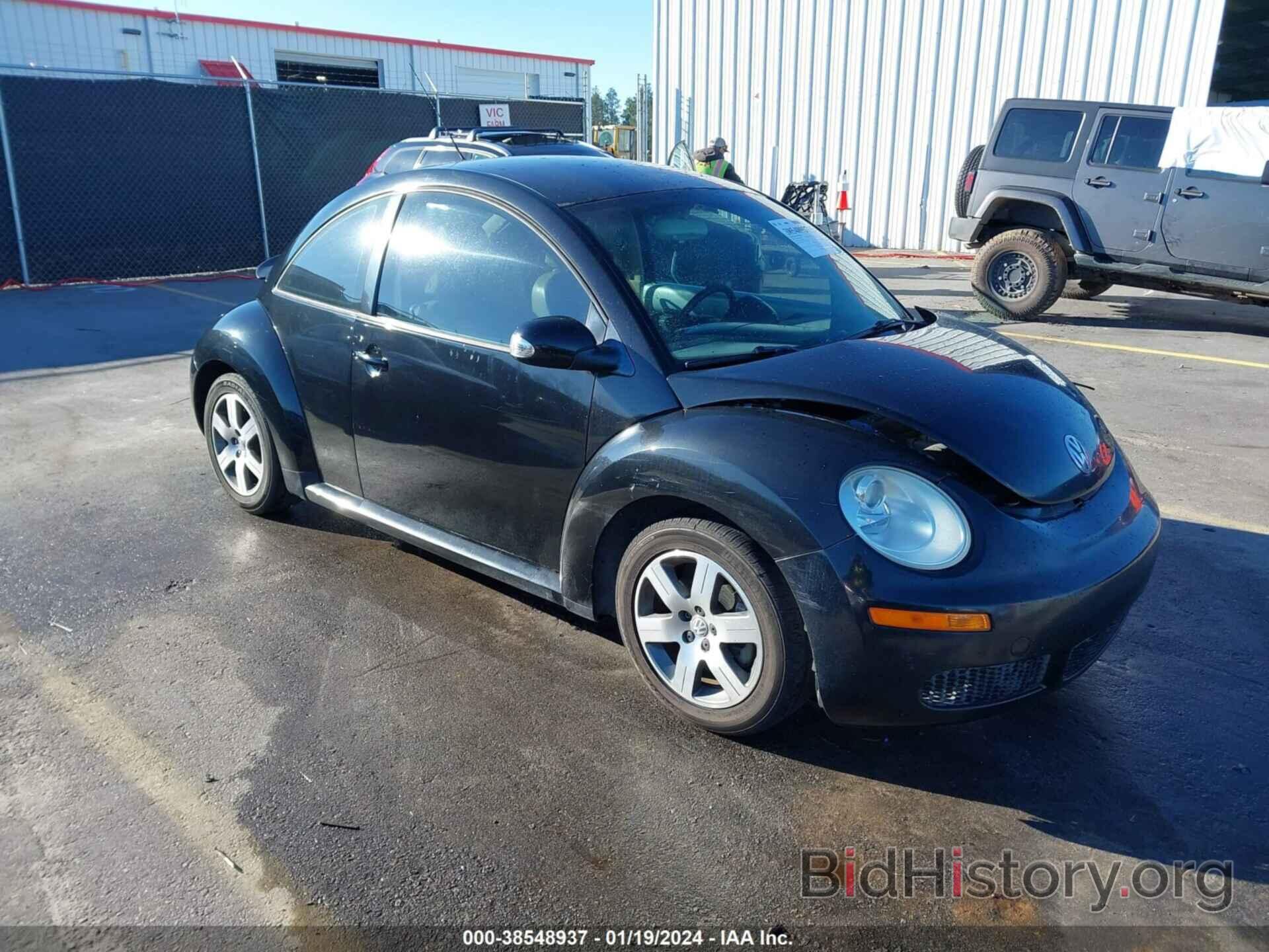 Photo 3VWPG31CX6M407153 - VOLKSWAGEN NEW BEETLE 2006