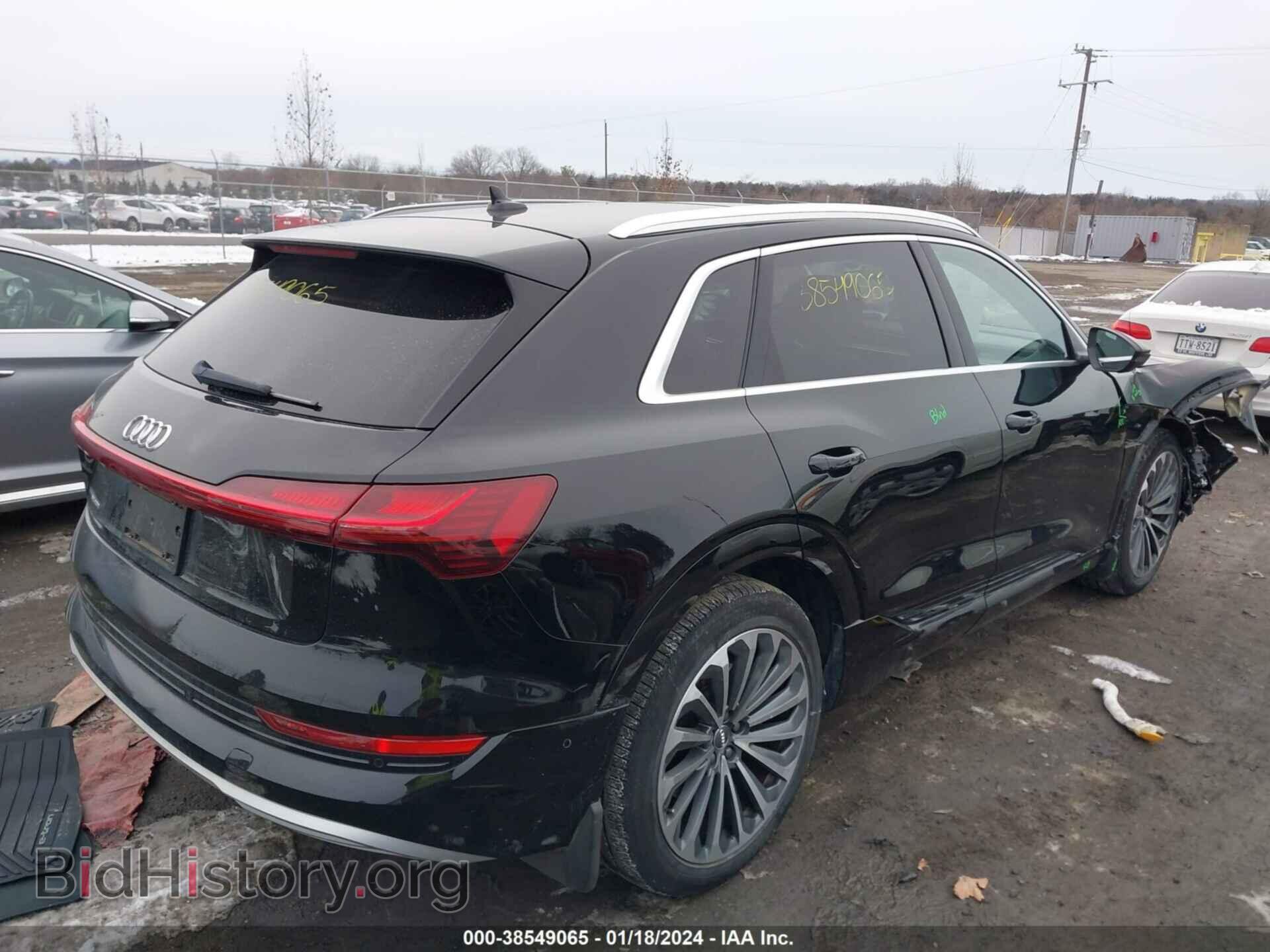 2019 AUDI E-TRON - VIN: WA1VAAGE5KB010132 - Фото 4