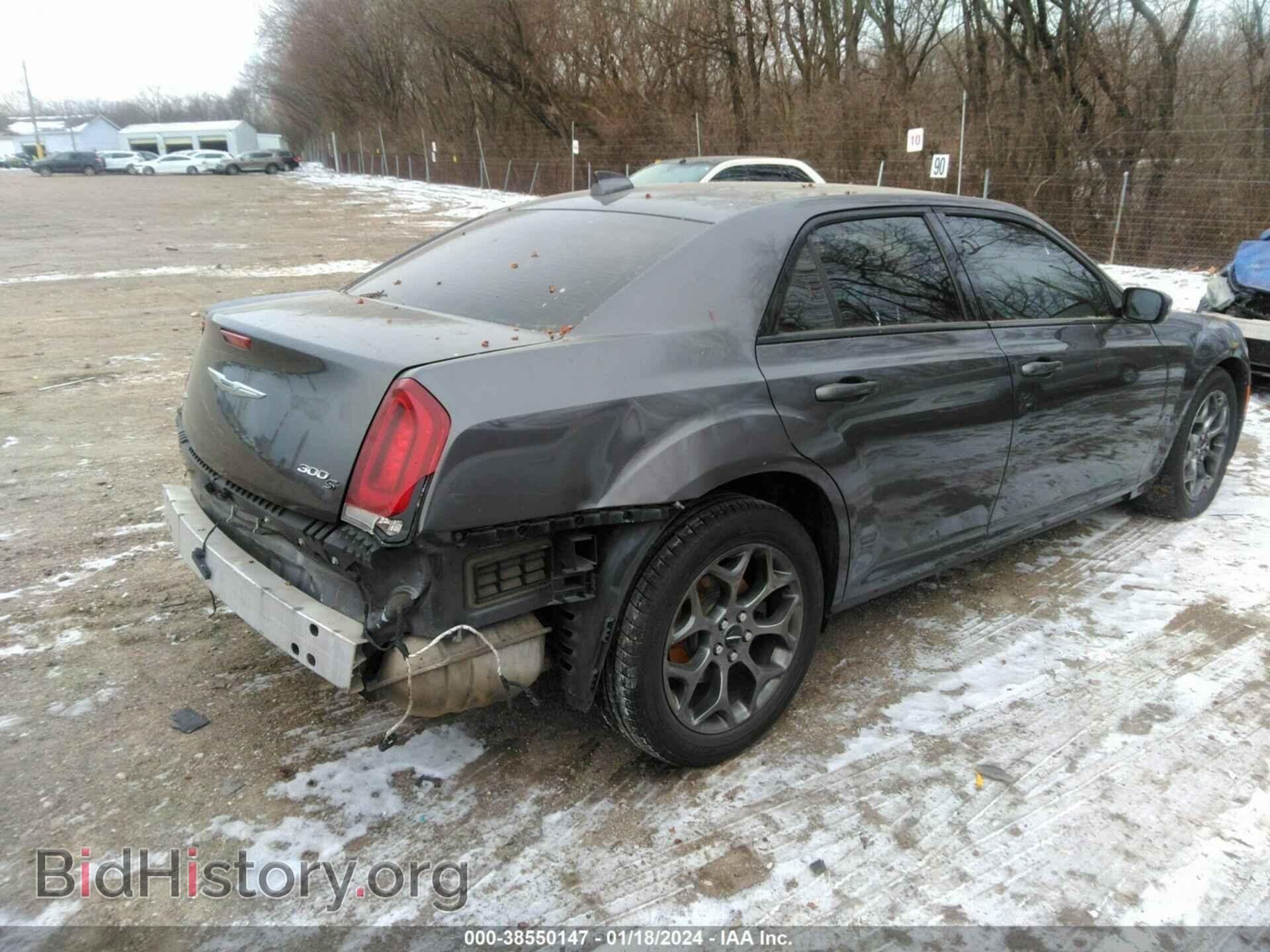 2016 CHRYSLER 300 - VIN: 2C3CCAGG1GH287825 - Фото 4