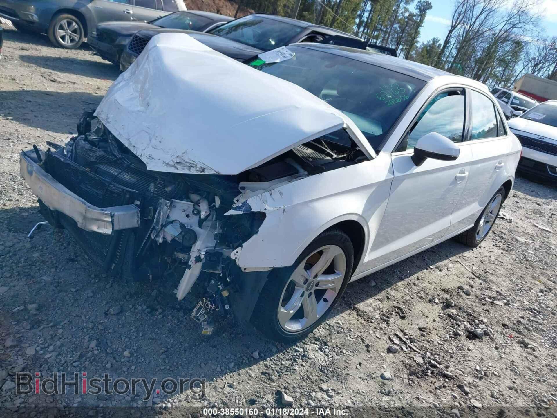 2017 AUDI A3 - VIN: WAUAUGFF2H1067165 - Фото 2