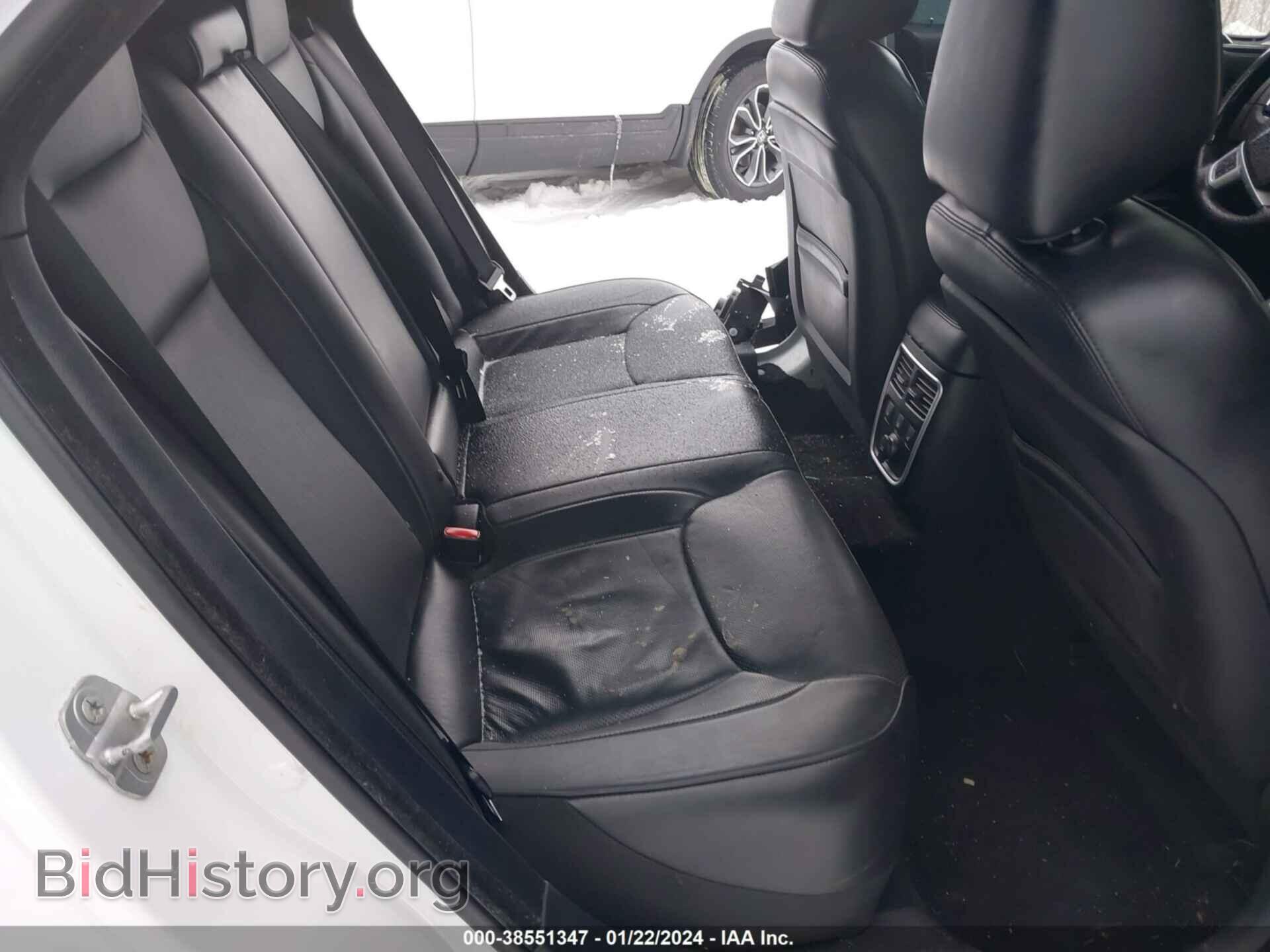 2014 CHRYSLER 300C - VIN: 2C3CCAKT2EH316007 - Фото 8