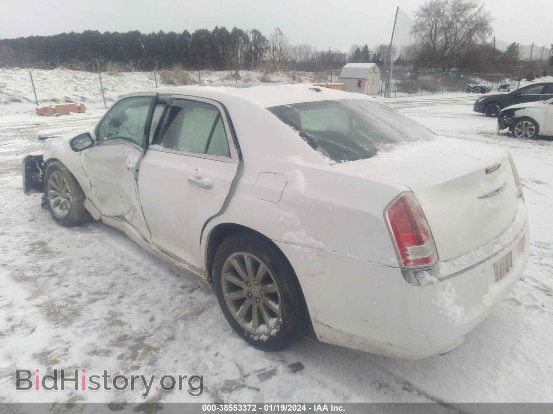 2012 CHRYSLER 300 - VIN: 2C3CCACG0CH183097 - Фото 3