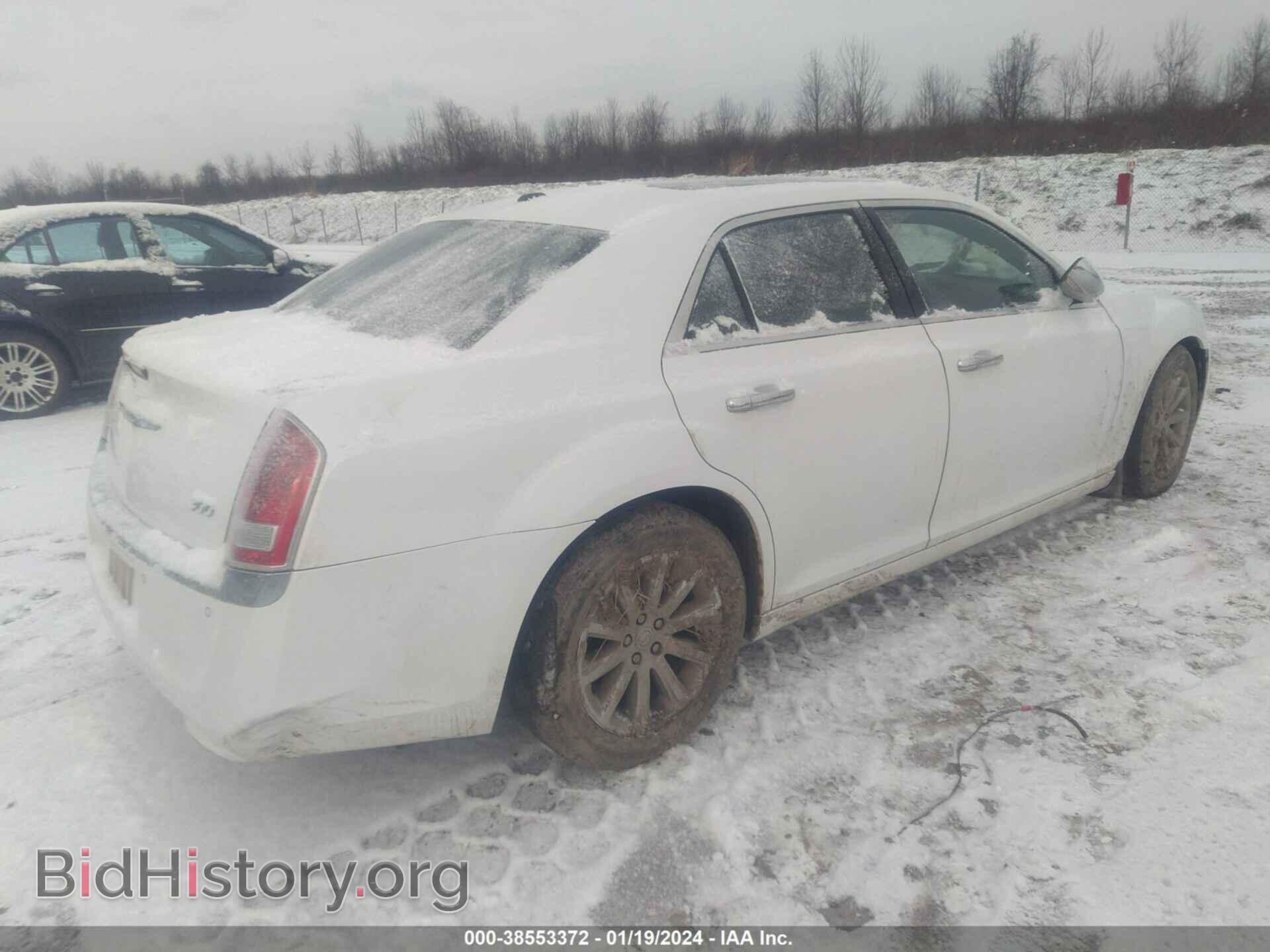 2012 CHRYSLER 300 - VIN: 2C3CCACG0CH183097 - Фото 4