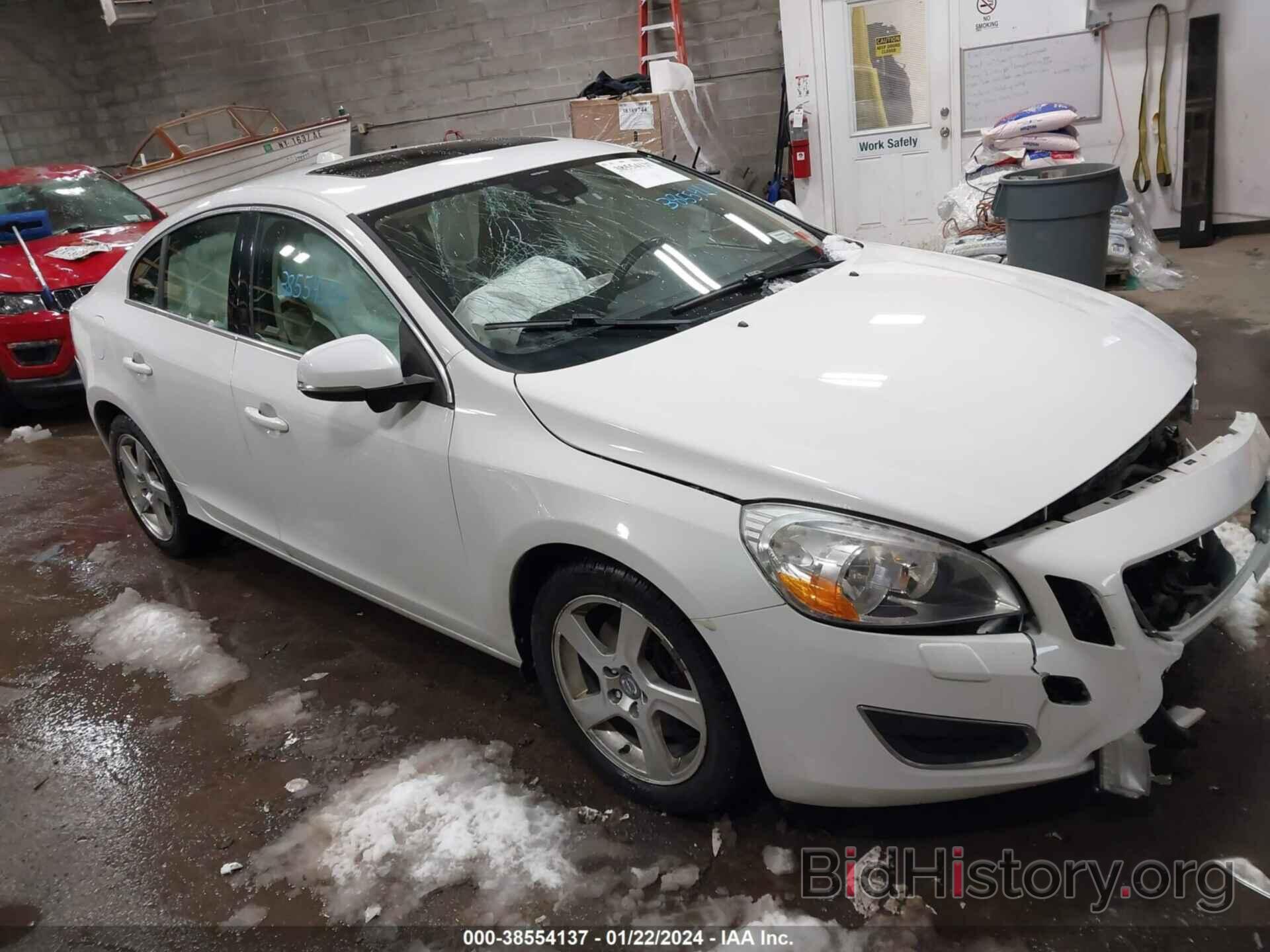 Photo YV1612FS5D2193102 - VOLVO S60 2013