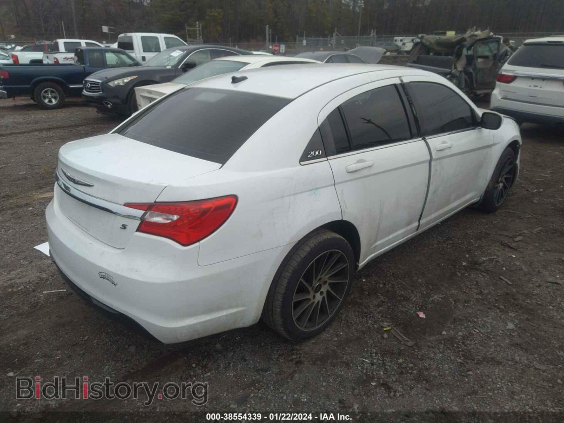 2013 CHRYSLER 200 - VIN: 1C3CCBBG2DN744710 - Photo 4