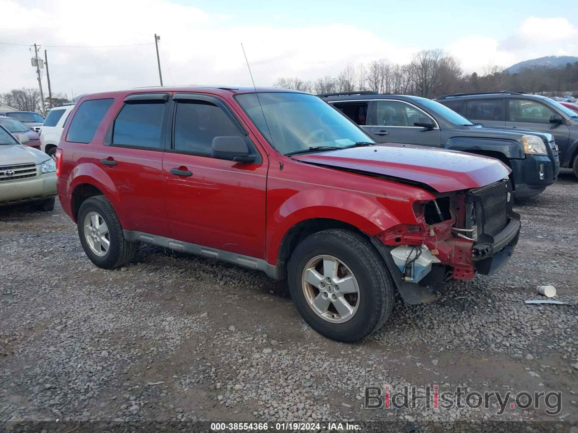 Photo 1FMCU0C7XAKB79708 - FORD ESCAPE 2010