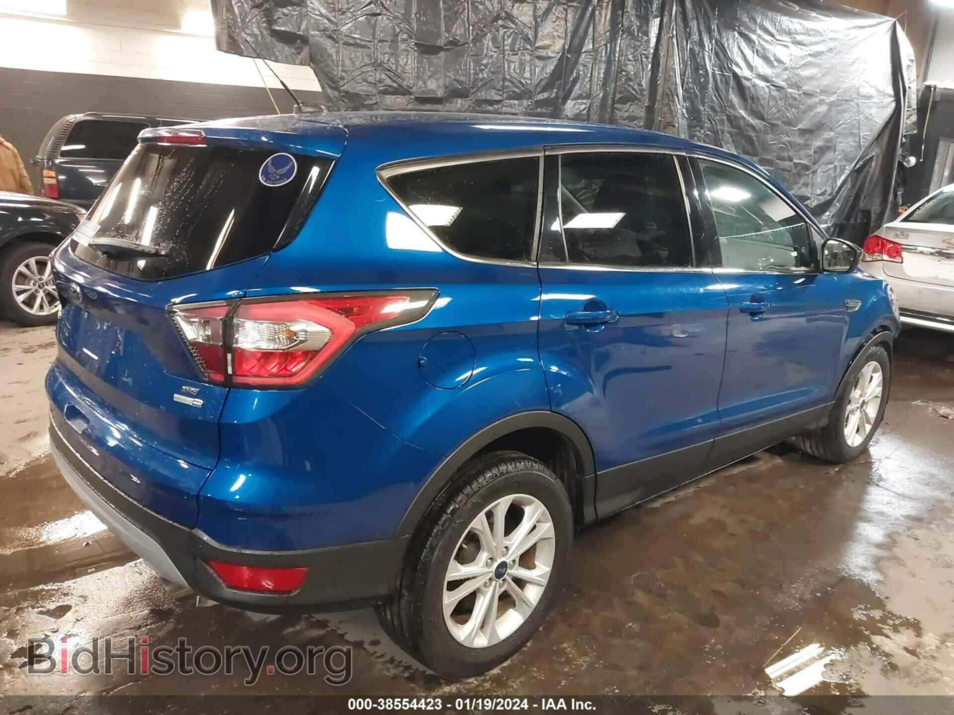 2017 FORD ESCAPE - VIN: 1FMCU9GD7HUA19613 - Фото 4