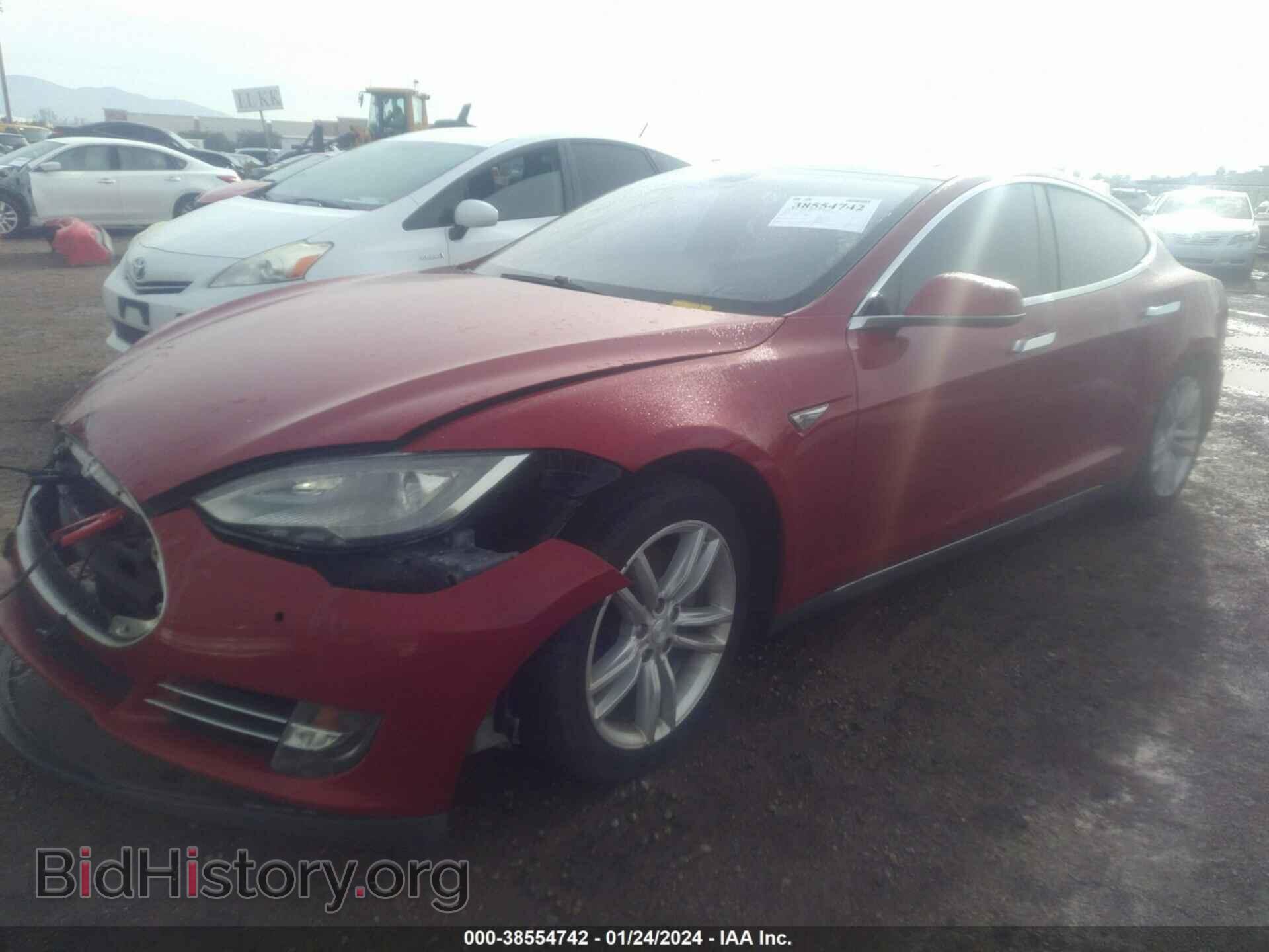 2013 TESLA MODEL S - VIN: 5YJSA1DN4DFP20958 - Photo 2