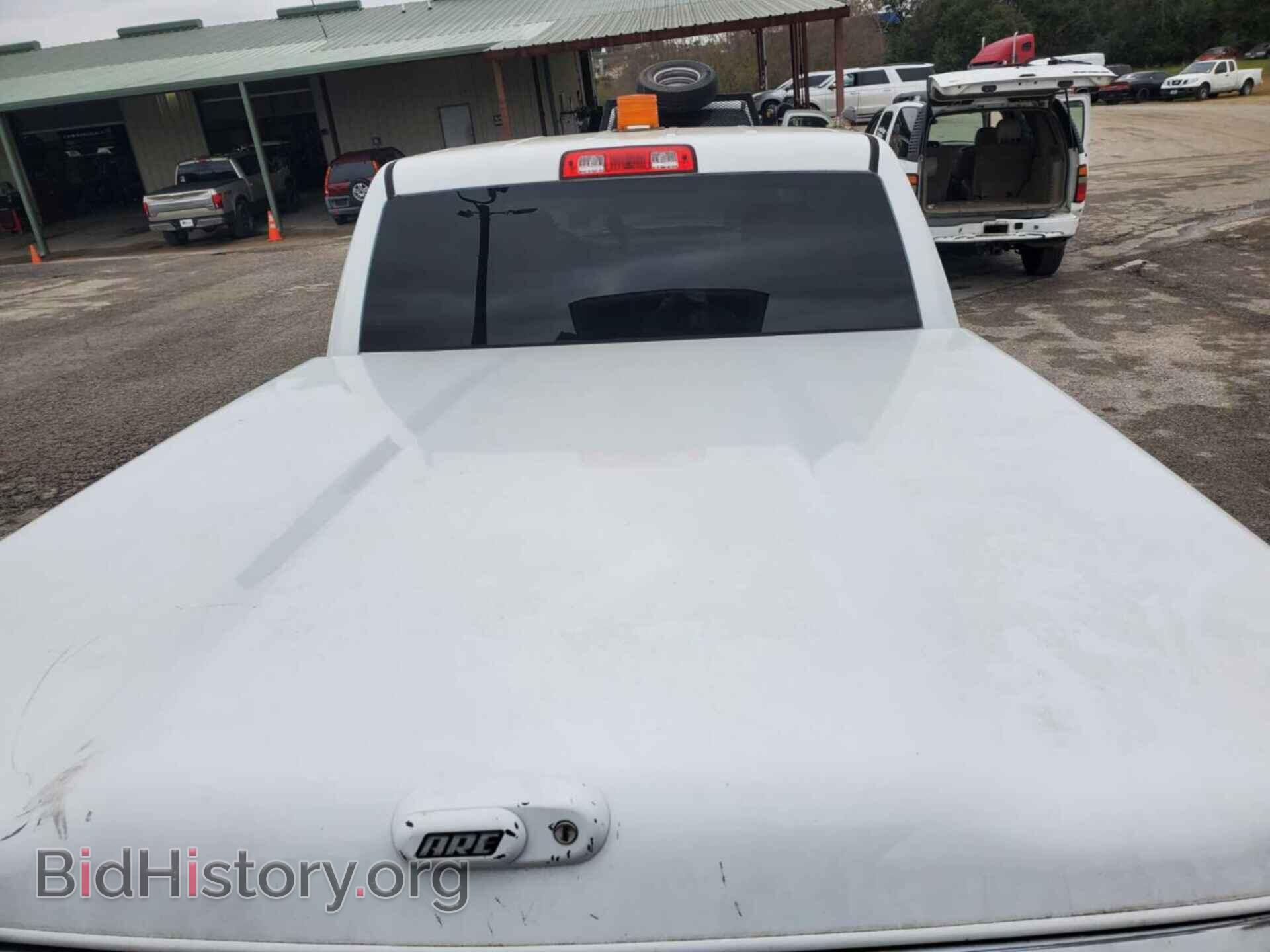 2017 RAM 1500 - VIN: 1C6RR7ST0HS684973 - Photo 2