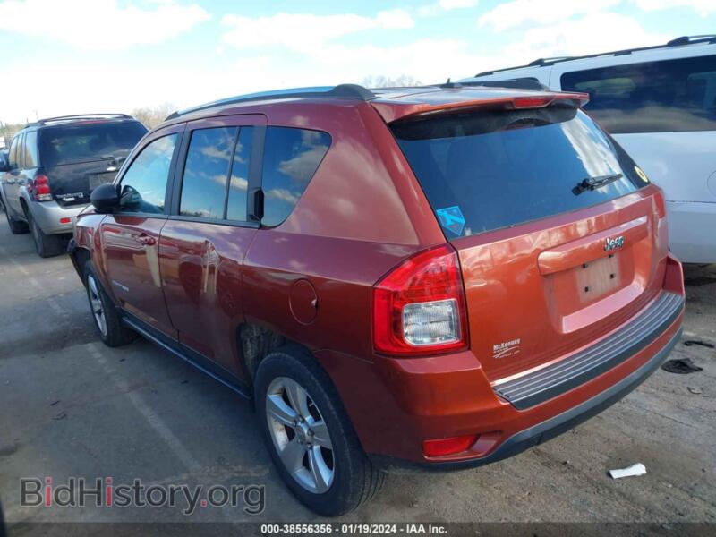 2012 Jeep COMPASS (VIN 1C4NJCBA8CD678356) — фото 3 из 16