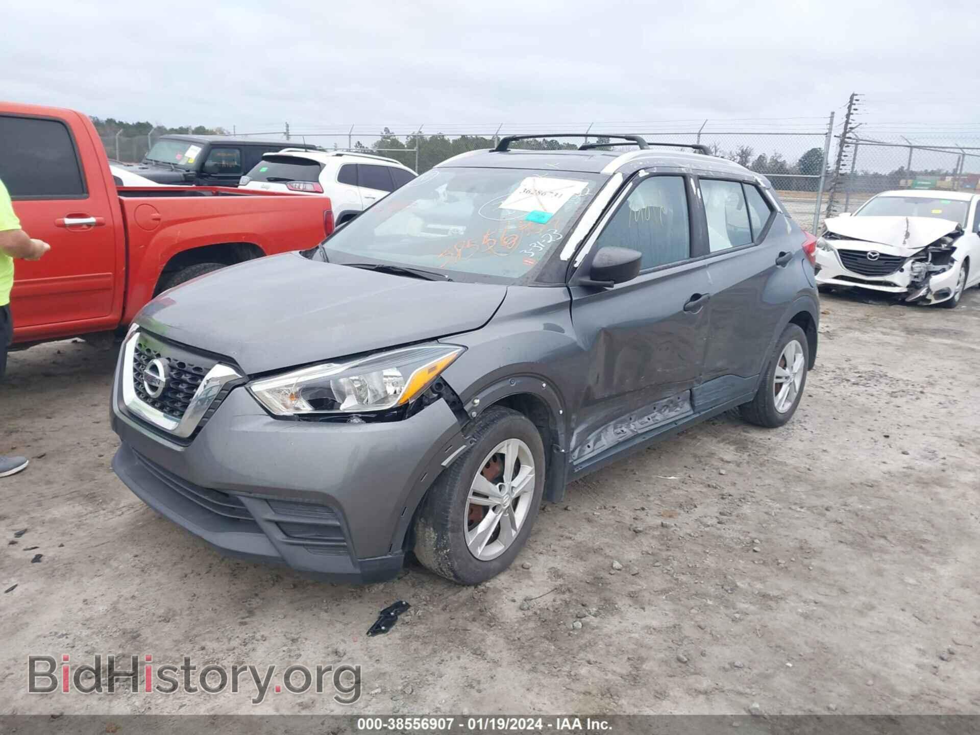 2019 NISSAN KICKS - VIN: 3N1CP5CU3KL562522 - Фото 2