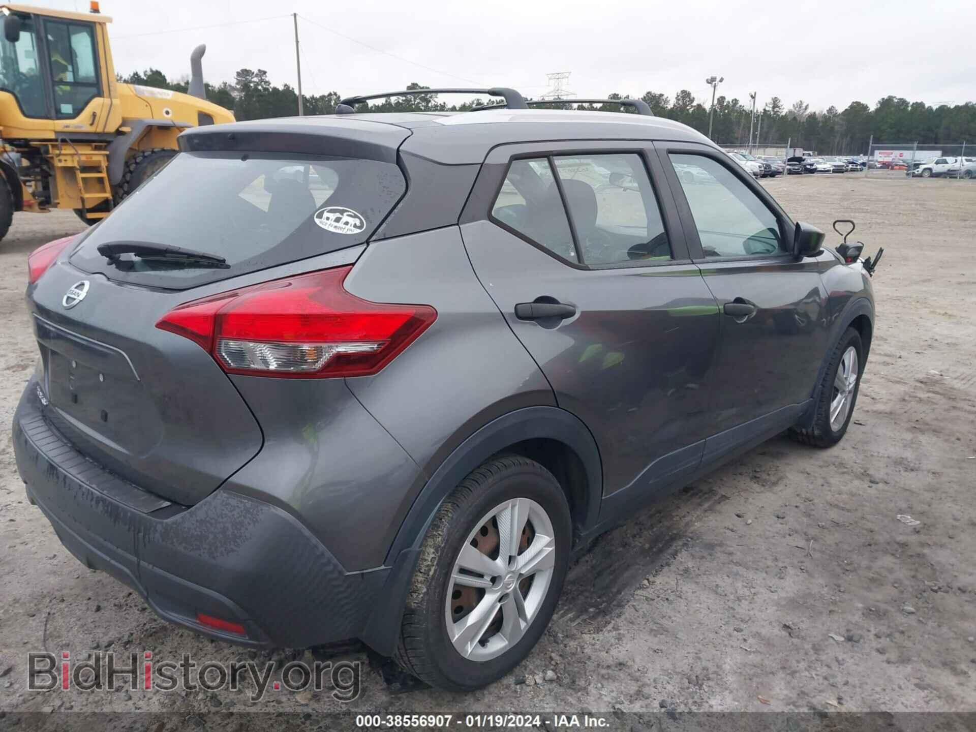 2019 NISSAN KICKS - VIN: 3N1CP5CU3KL562522 - Фото 4