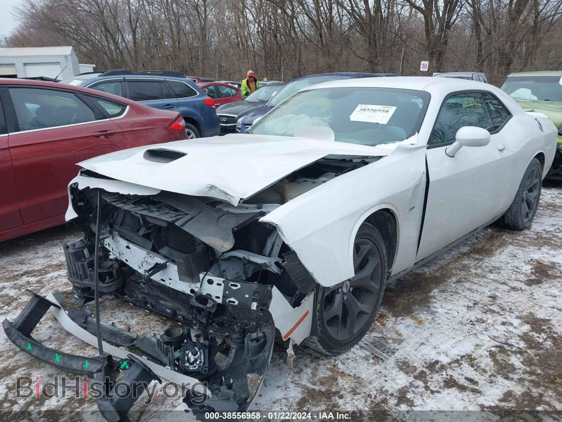 2019 DODGE CHALLENGER - VIN: 2C3CDZBT4KH620916 - Фото 2