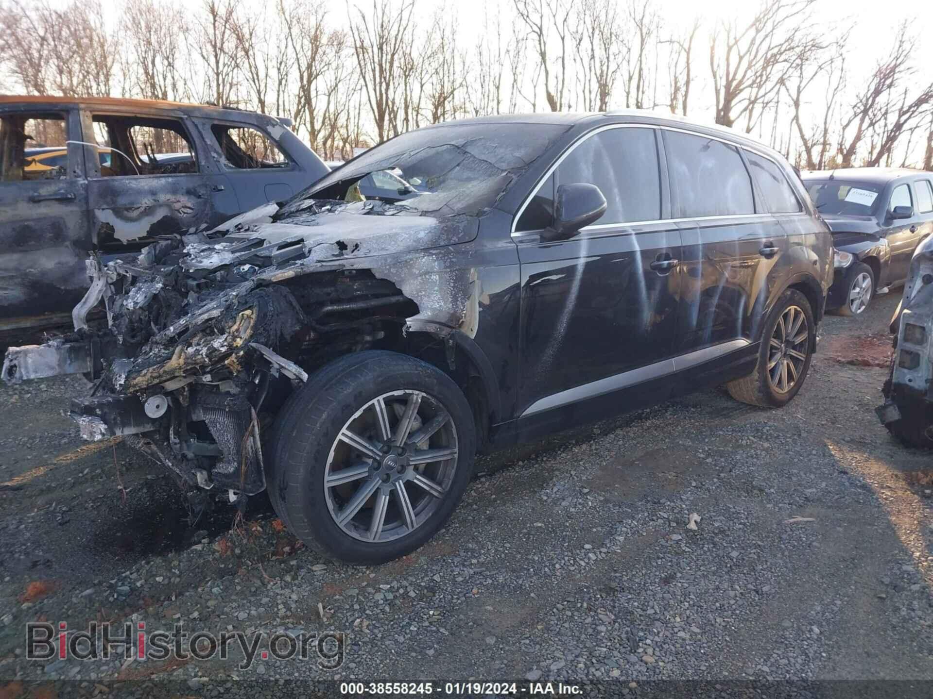 2017 AUDI Q7 - VIN: WA1VAAF78HD033095 - Фото 2