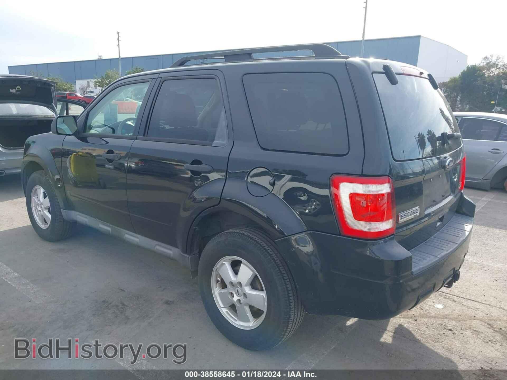 2011 FORD ESCAPE - VIN: 1FMCU9DG9BKA50251 - Фото 3