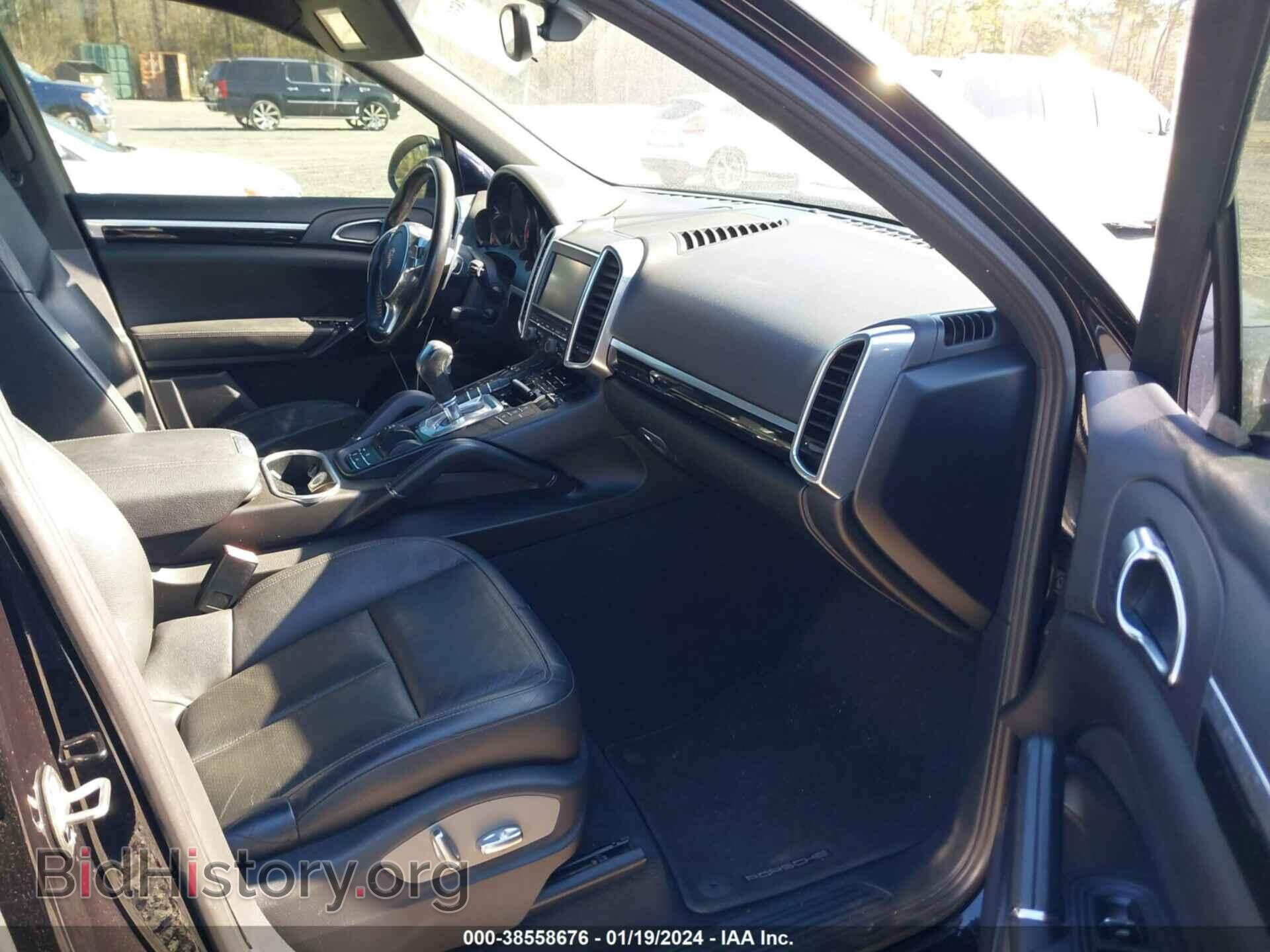 2011 PORSCHE CAYENNE - VIN: WP1AA2A26BLA07483 - Фото 5