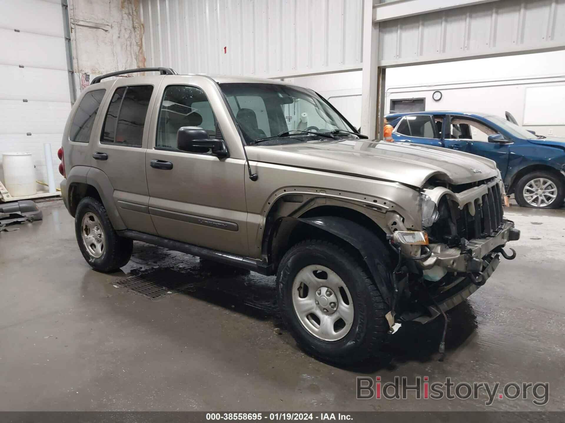 Photo 1J8GL48K56W247001 - JEEP LIBERTY 2006