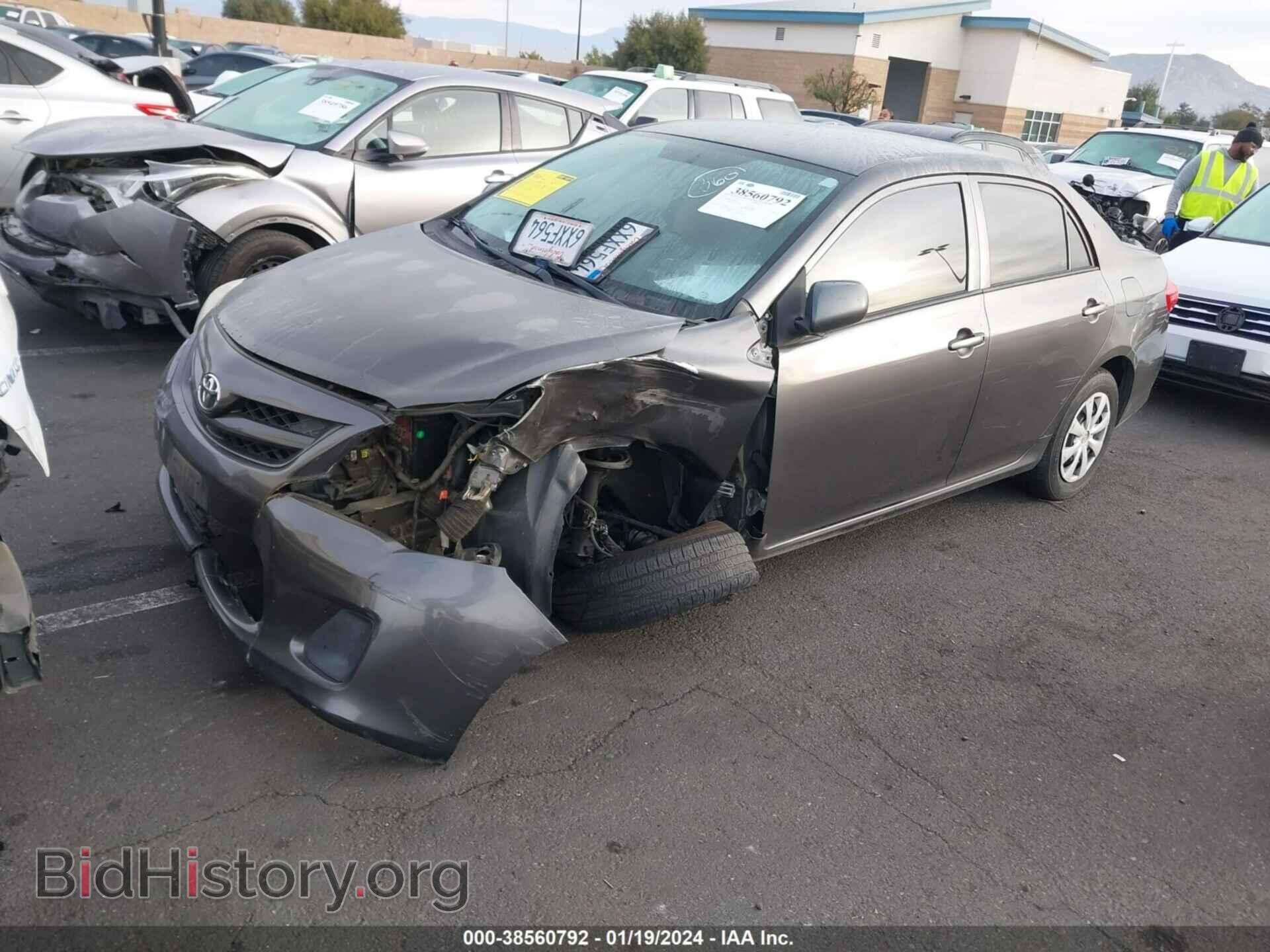 2013 TOYOTA COROLLA - VIN: 5YFBU4EEXDP091833 - Фото 2