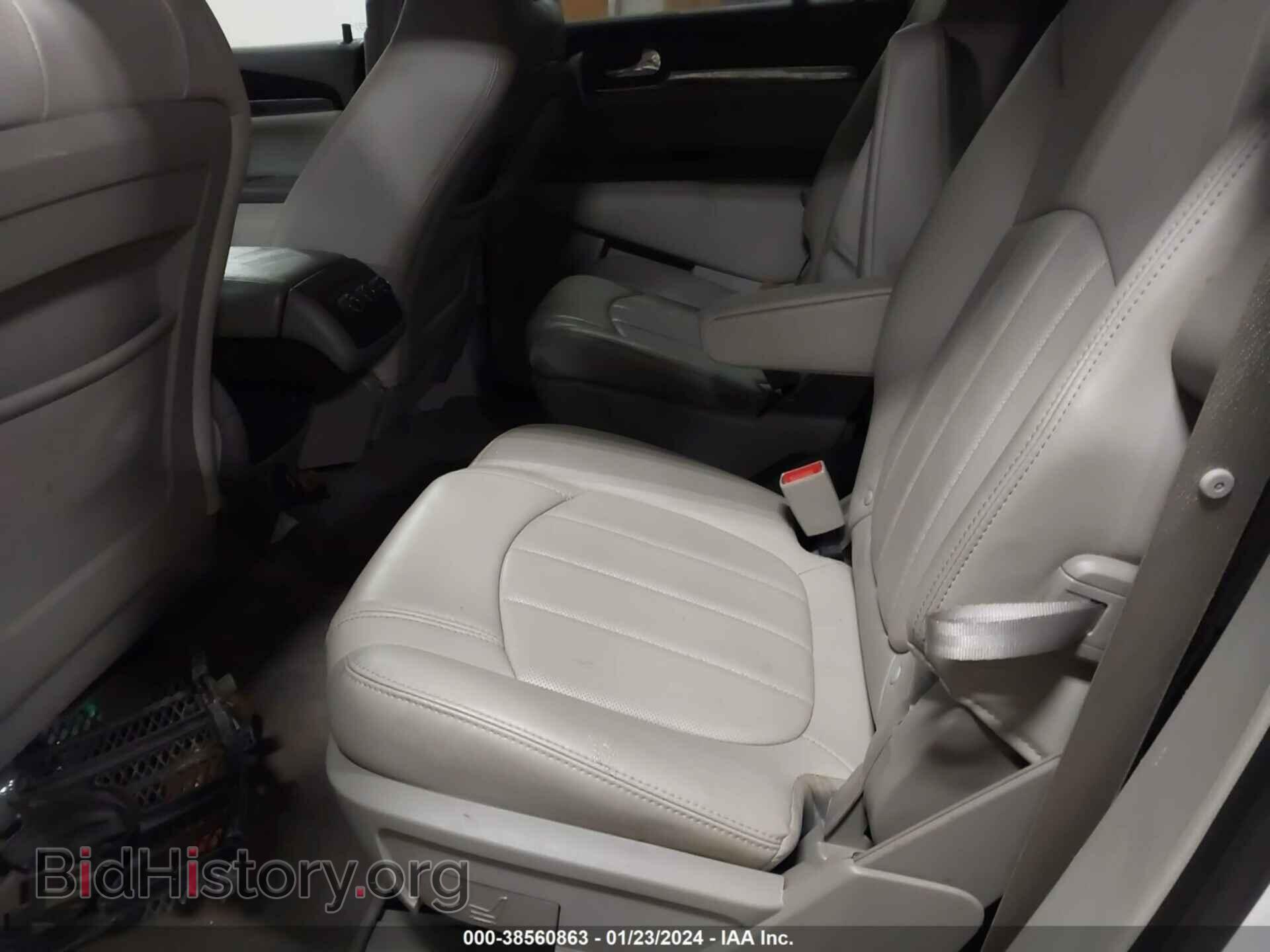 2017 BUICK ENCLAVE - VIN: 5GAKVBKD6HJ332067 - Photo 8