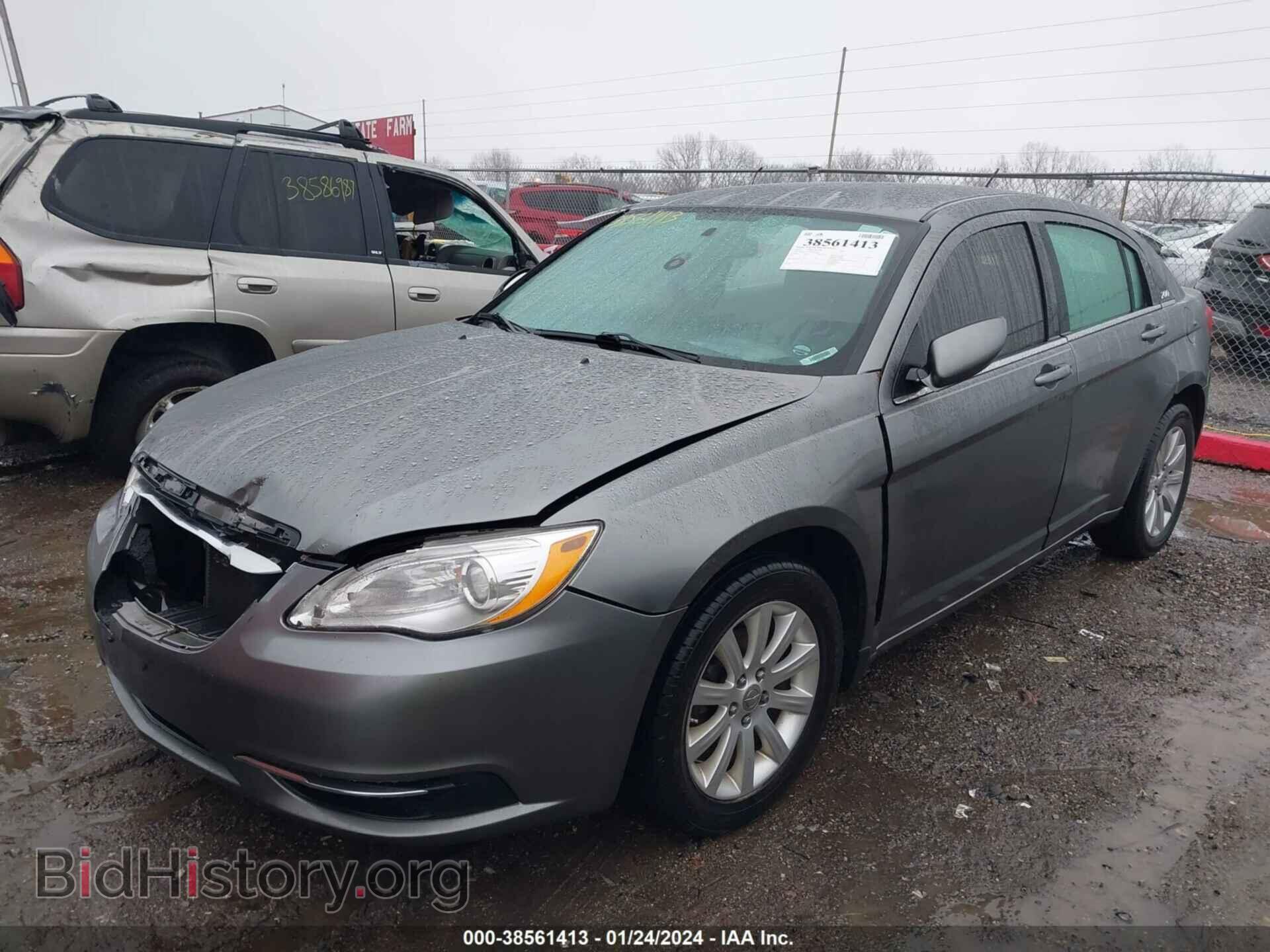 2011 CHRYSLER 200 - VIN: 1C3BC1FB6BN604290 - Фото 2