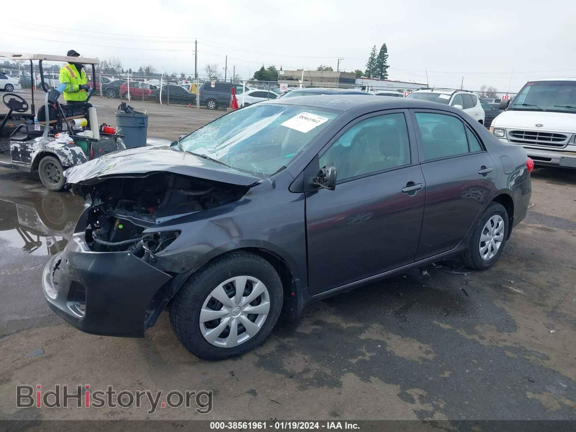 2013 TOYOTA COROLLA - VIN: 2T1BU4EE3DC050928 - Фото 2